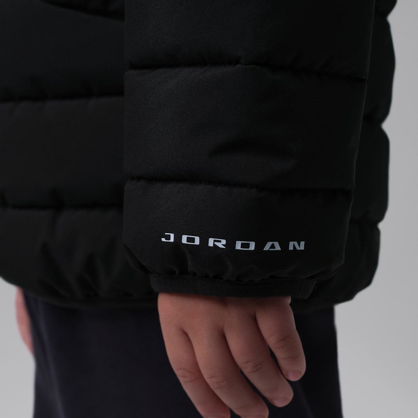 Детская куртка Jordan Midweight Active Puffer, цвет: Чёрный — фото 6