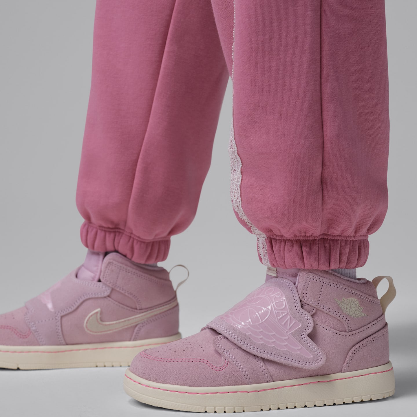Детские брюки Jordan Fleece, цвет: Пустынный ягодный — фото 6