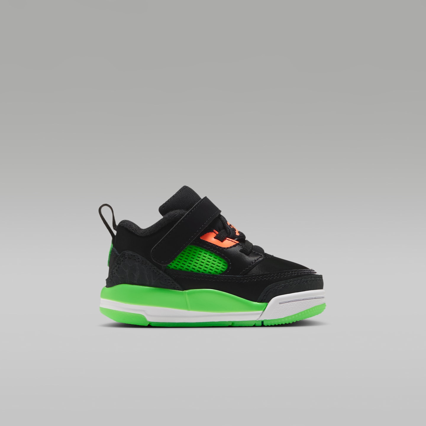 Детские кроссовки Jordan Spizike Low "Jam Central" Shoes, цвет: Чёрный / Зелёный — фото 3