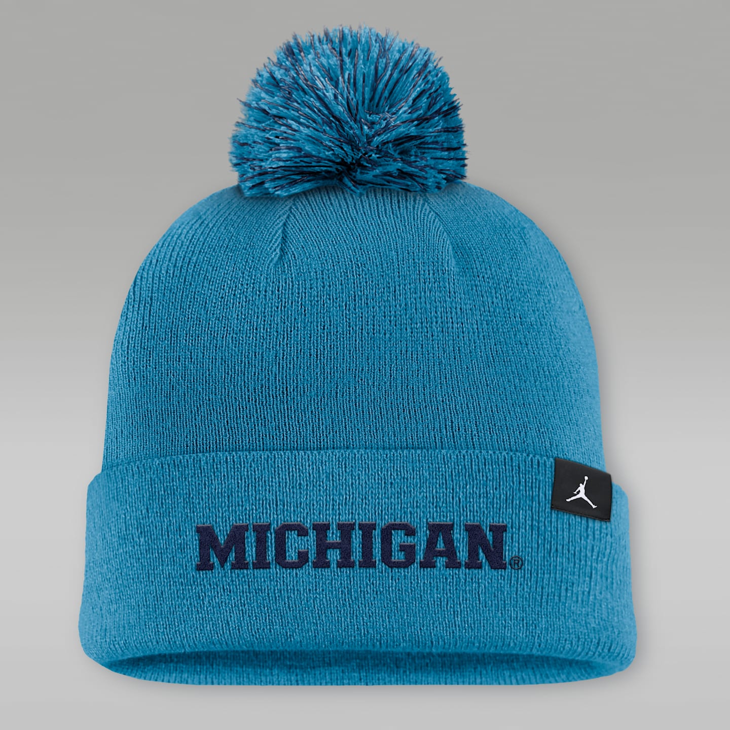Мужская шапка Jordan Michigan Primetime Campus Toned College Cuffed Pom Beanie, цвет: Синий — фото 2