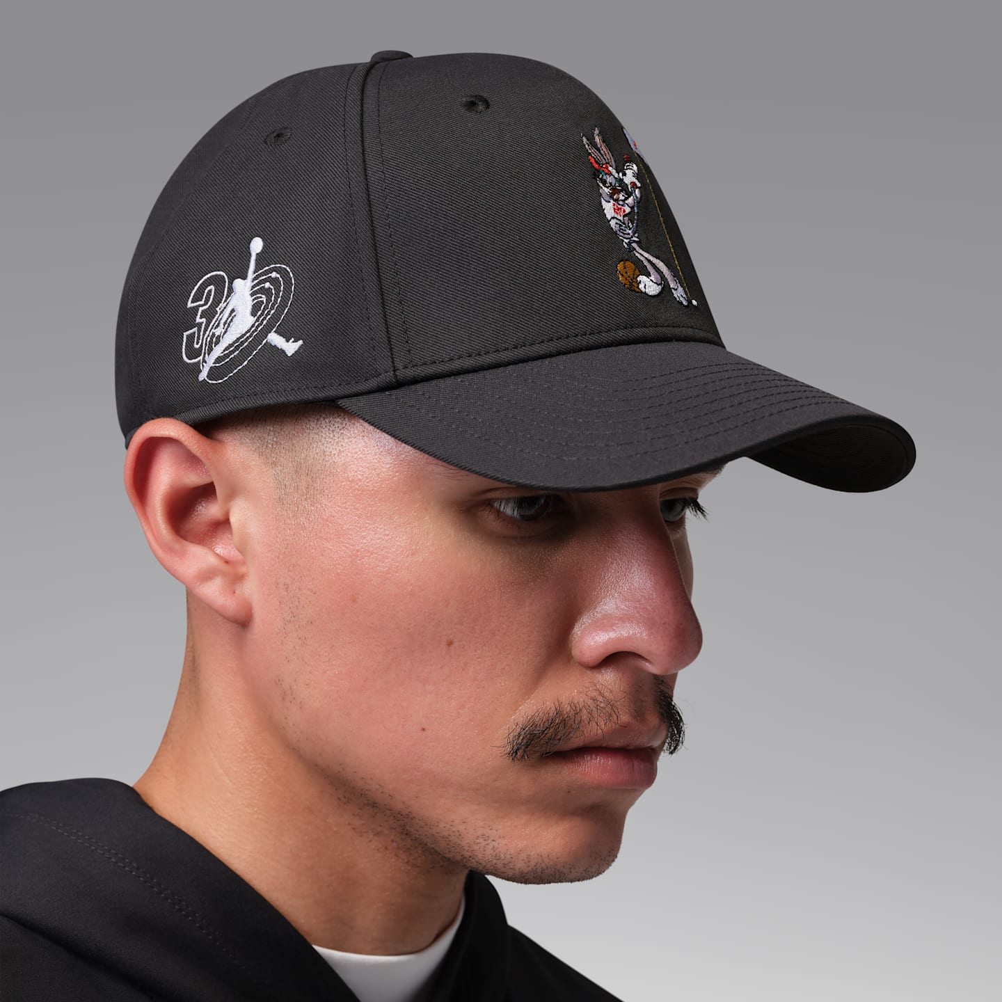 Мужская кепка Jordan Dri-FIT Space Jam Rise Golf, цвет: Чёрный / Белый — фото 3
