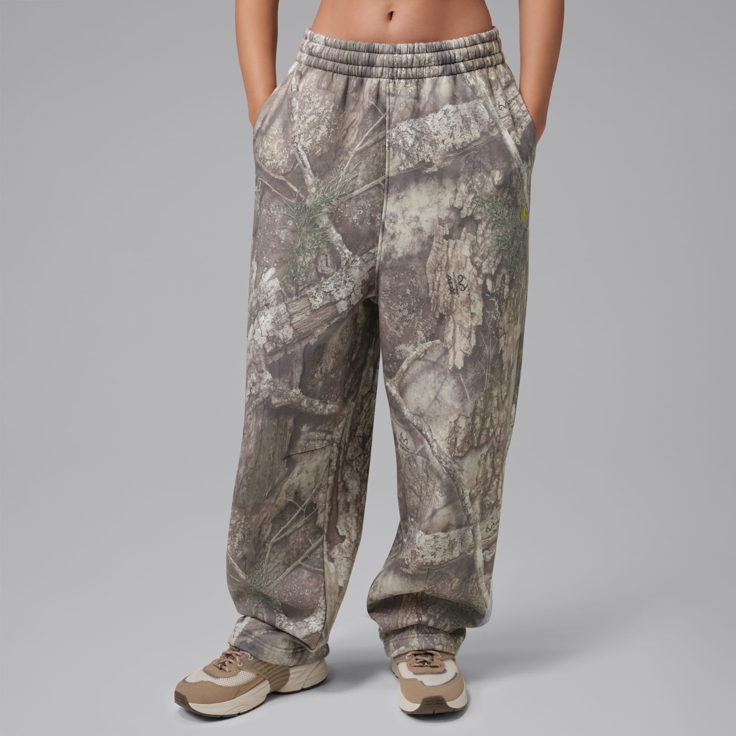 Женские флисовые брюки Jordan Brooklyn Realtree широкие, цвет: Белый — фото 1