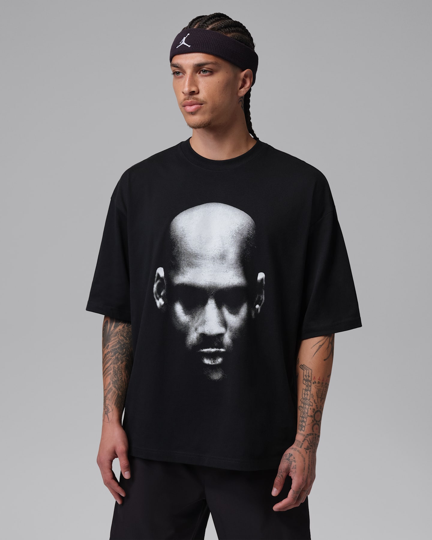 Мужская спортивная футболка Jordan Dri-FIT Sport с принтом, цвет: Чёрный / Белый — фото 7