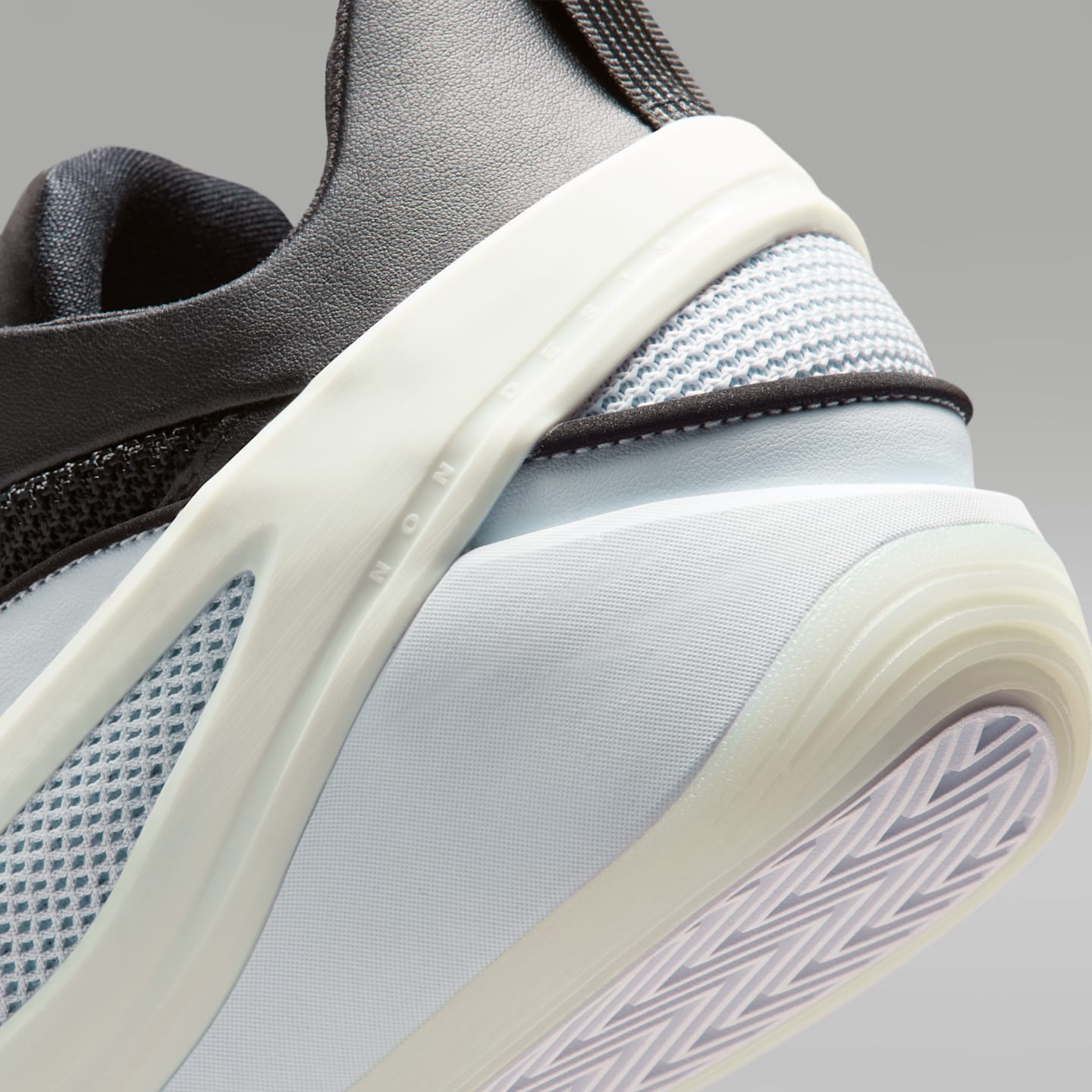 Мужские кроссовки Nike Luka 5 Basketball, цвет: Чёрный / Серый — фото 8