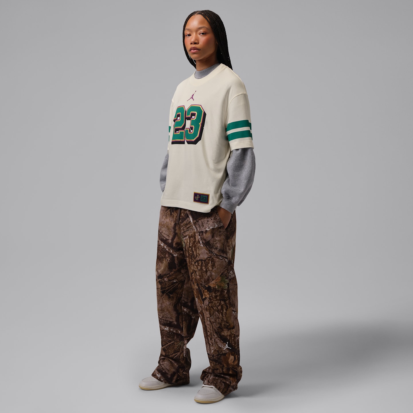 Женская футболка Jordan Essentials Girlfriend Fit, цвет: Молочный / Зелёный — фото 6