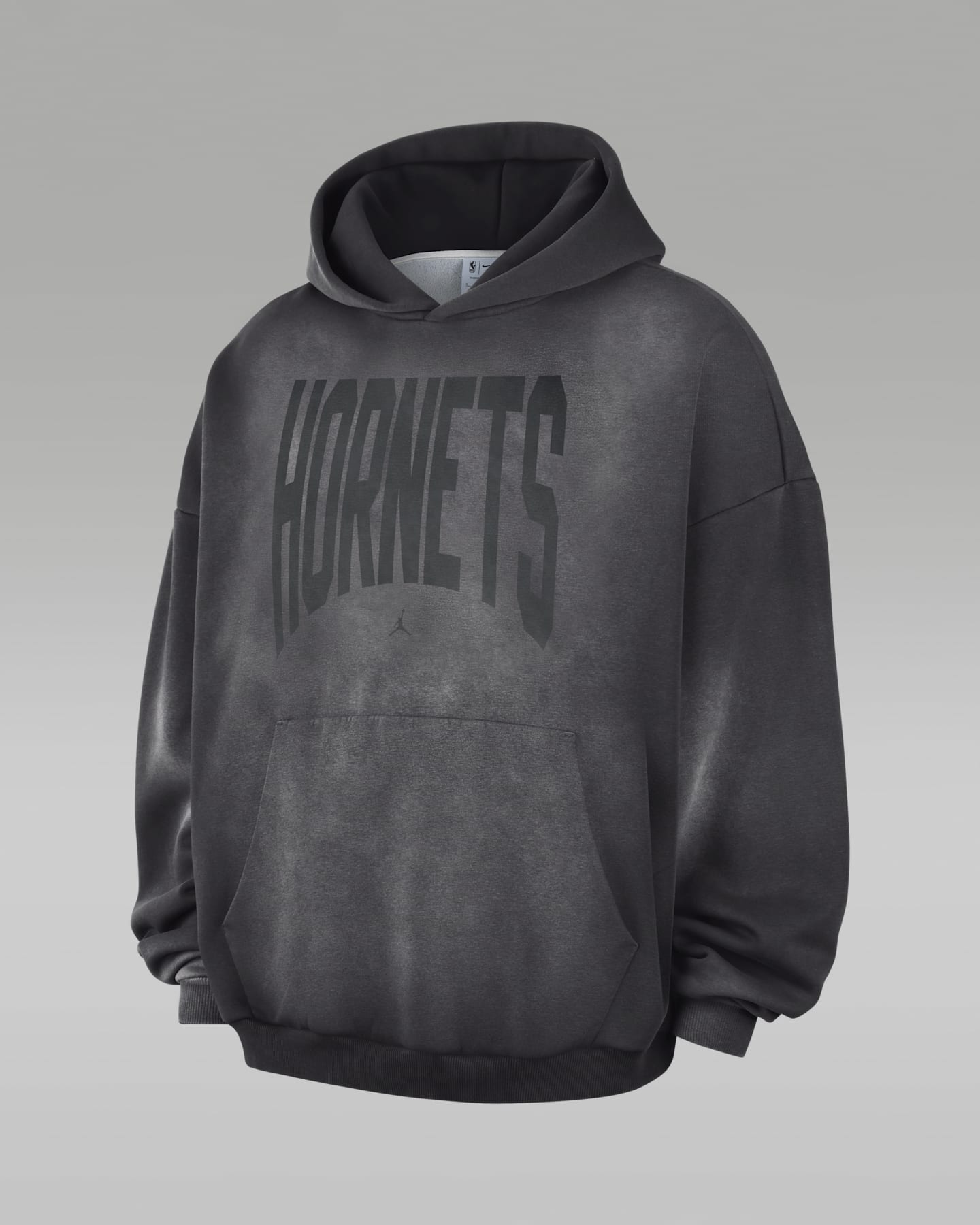 Мужское худи Nike Charlotte Hornets Standard Issue Therma-FIT Fleece Basketball Pullover, цвет: Тёмный угольный / Белый — фото 4