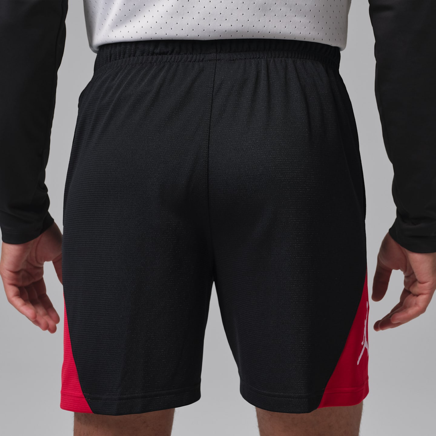 Мужские шорты Jordan Sport Dri-FIT, цвет: Чёрный / Красный — фото 3