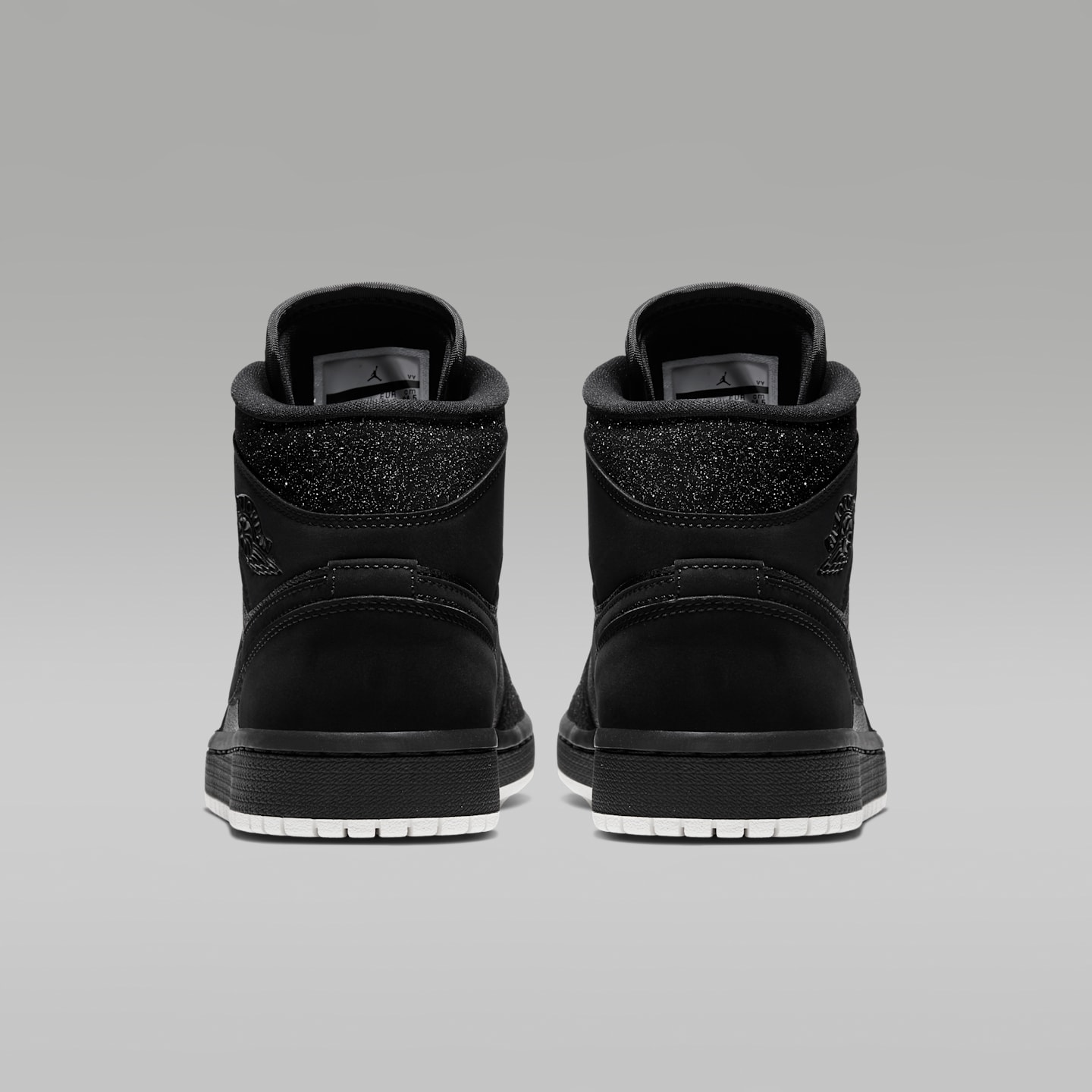 Женские кроссовки Air Jordan 1 Mid, цвет: Чёрный / Белый — фото 6