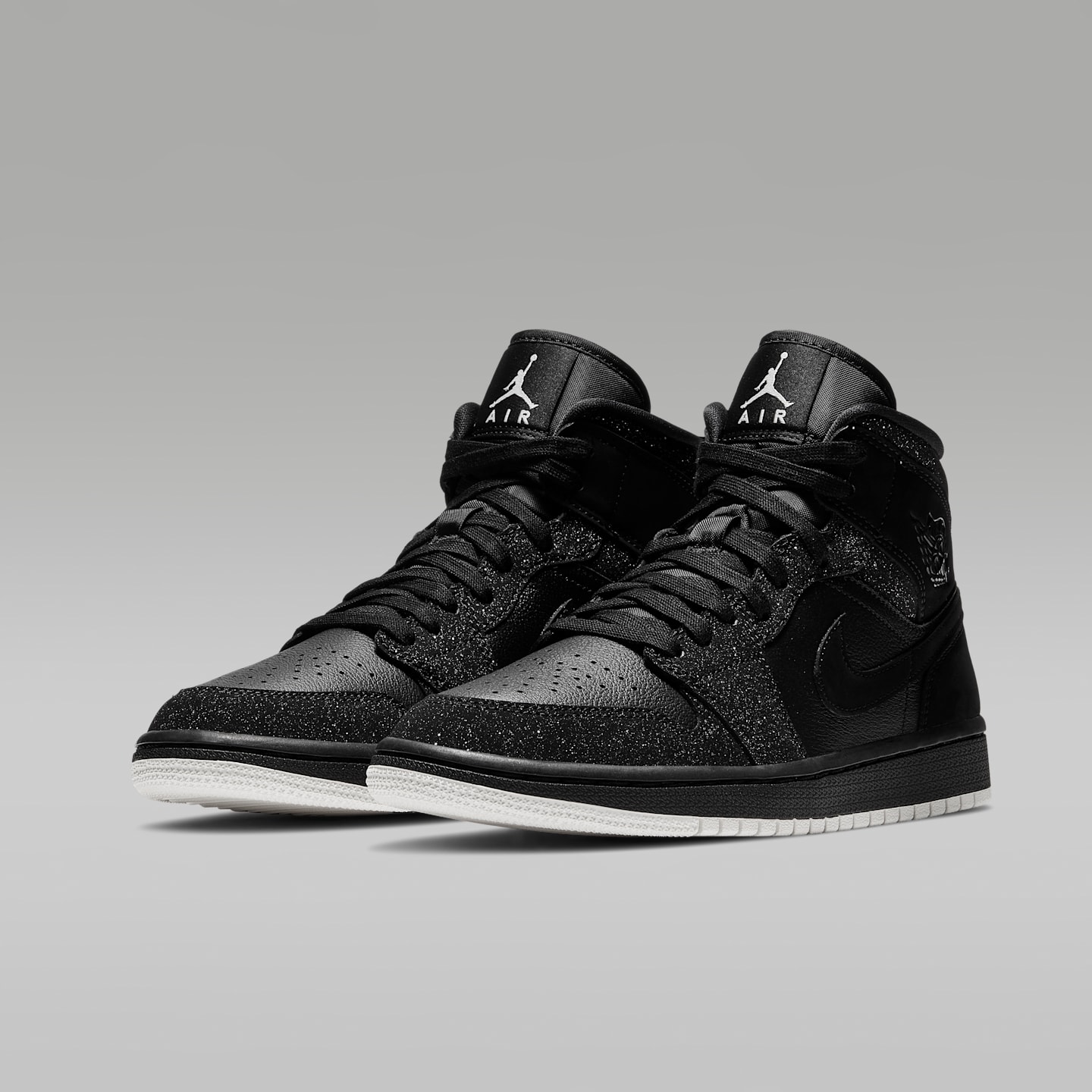 Женские кроссовки Air Jordan 1 Mid, цвет: Чёрный / Белый — фото 5