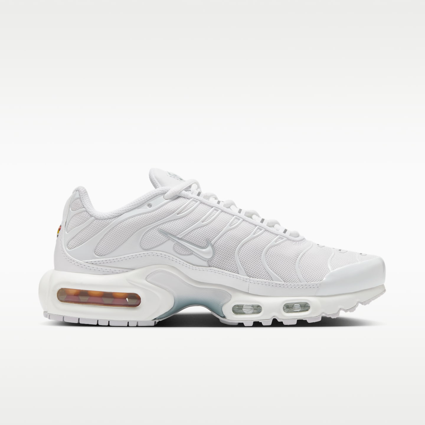Женские кроссовки Nike Air Max Plus, цвет: Белый / Чистый платиновый — фото 3
