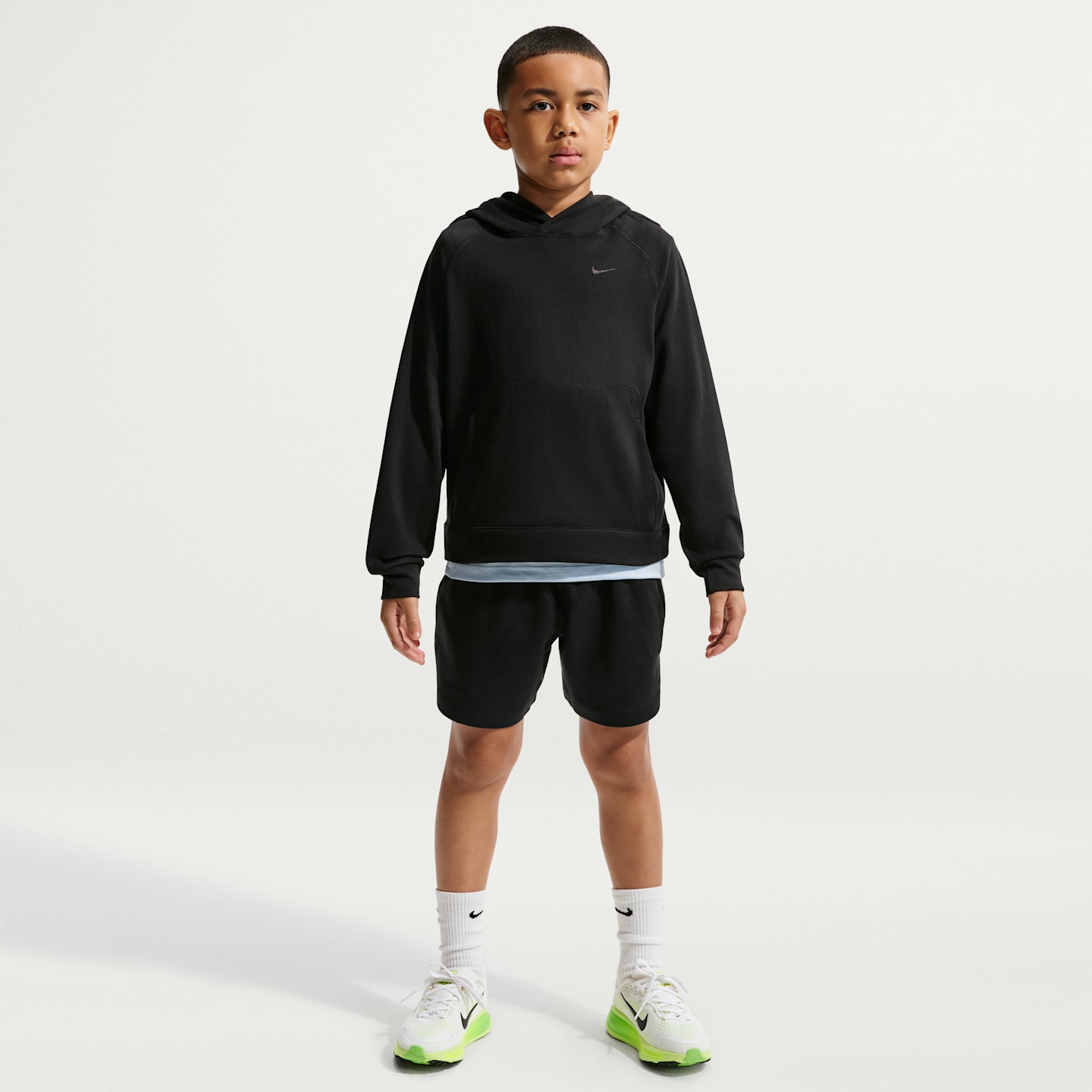Детское худи-пуловер для мальчиков Nike Primary Nanoknit Dri-FIT с УФ-защитой, цвет: Чёрный — фото 4