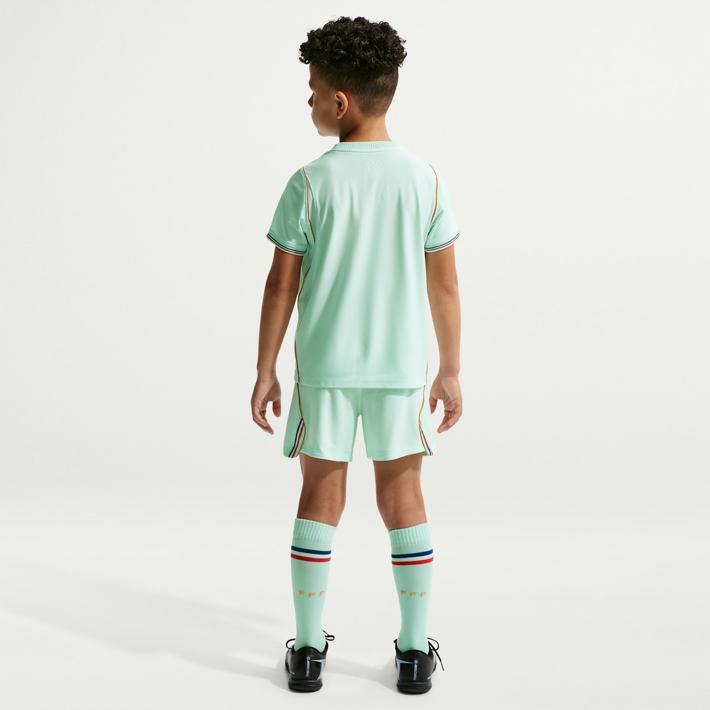 Детский футбольный комплект Nike FFF 2026 Stadium Away из 3 предметов, цвет: Igloo/Monarch/Monarch — фото 7
