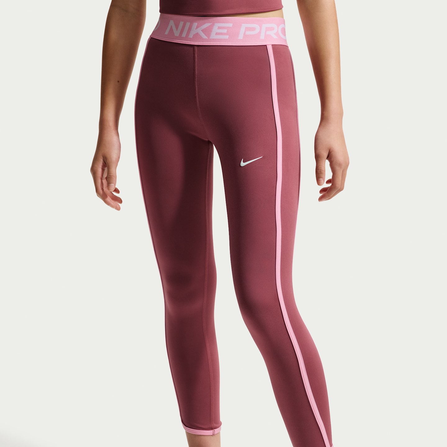 Детские длинные леггинсы для девочек Nike Pro, цвет: Розовый дымчатый / Розовый — фото 2
