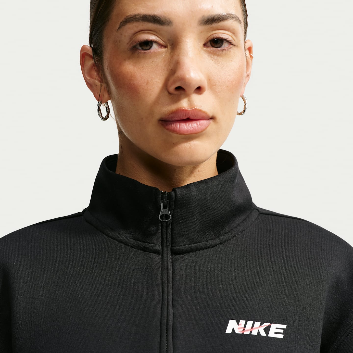 Женский топ Nike Studio Fleece Sport Dri-FIT на молнии 1/4, цвет: Чёрный / Красный — фото 6