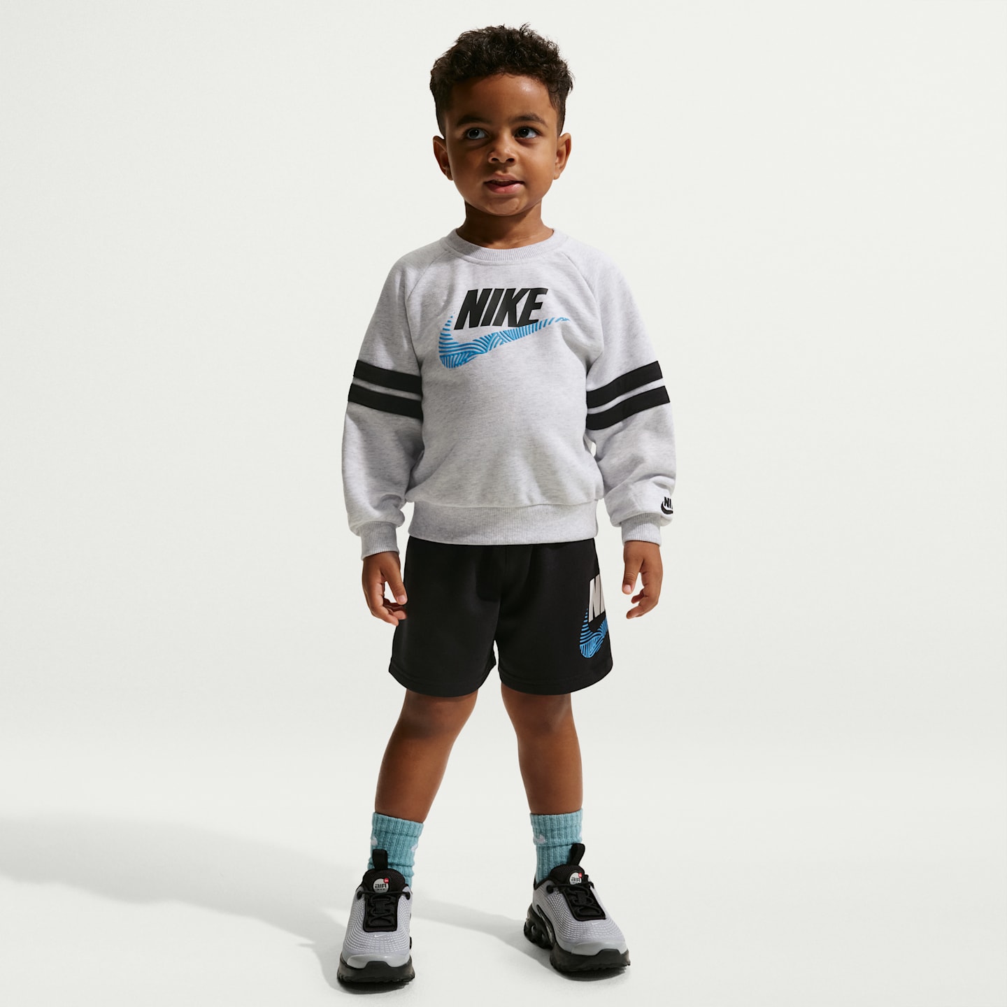 Свитшот для малышей Nike Sportswear In The Zone из махрового трикотажа оверсайз, цвет: Берёзовый меланжевый — фото 4