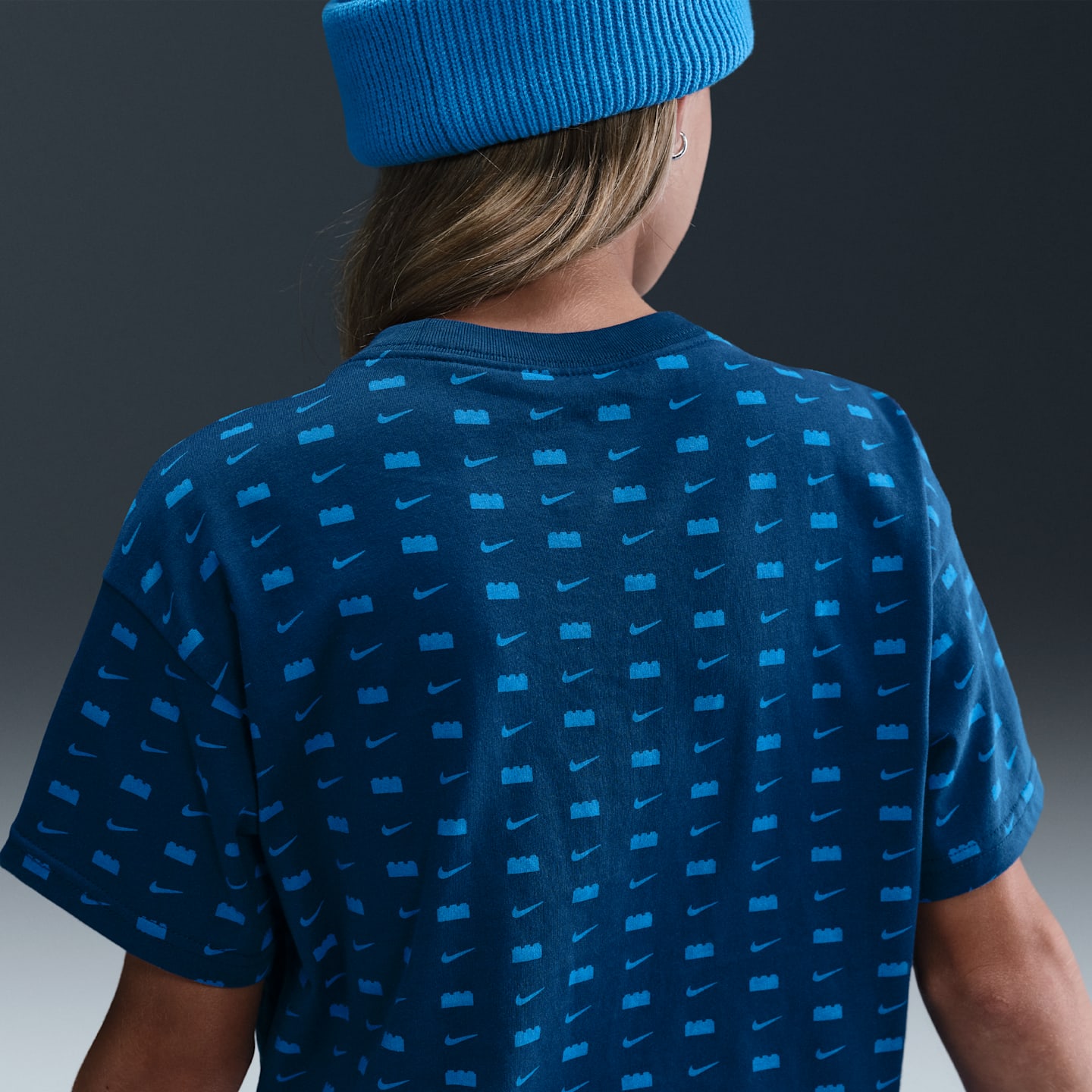 Детская укороченная футболка Nike x LEGO Collection для девочек, цвет: Синий — фото 2
