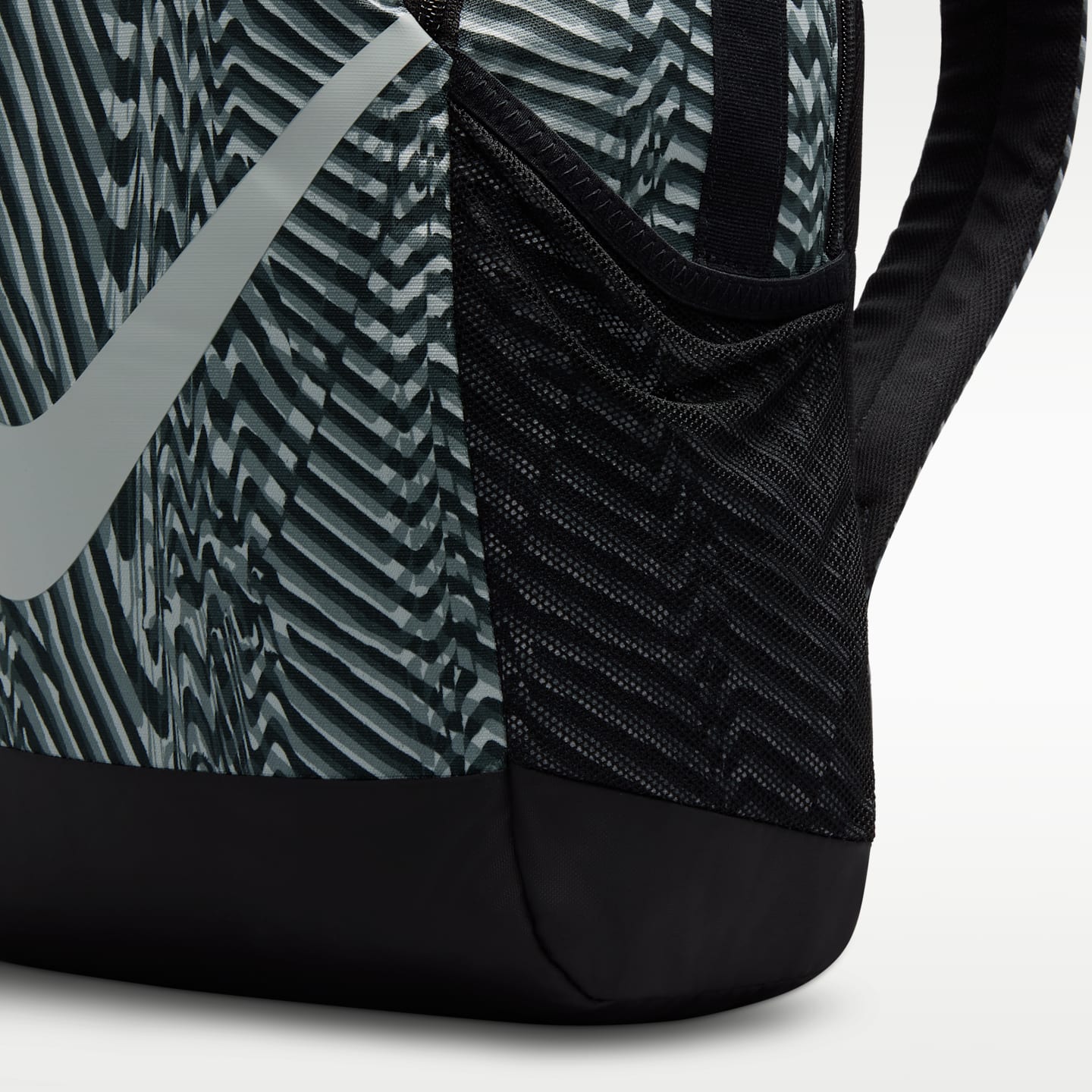 Рюкзак Nike Brasilia (18L) для детей, цвет: Чёрный / Серый — фото 7