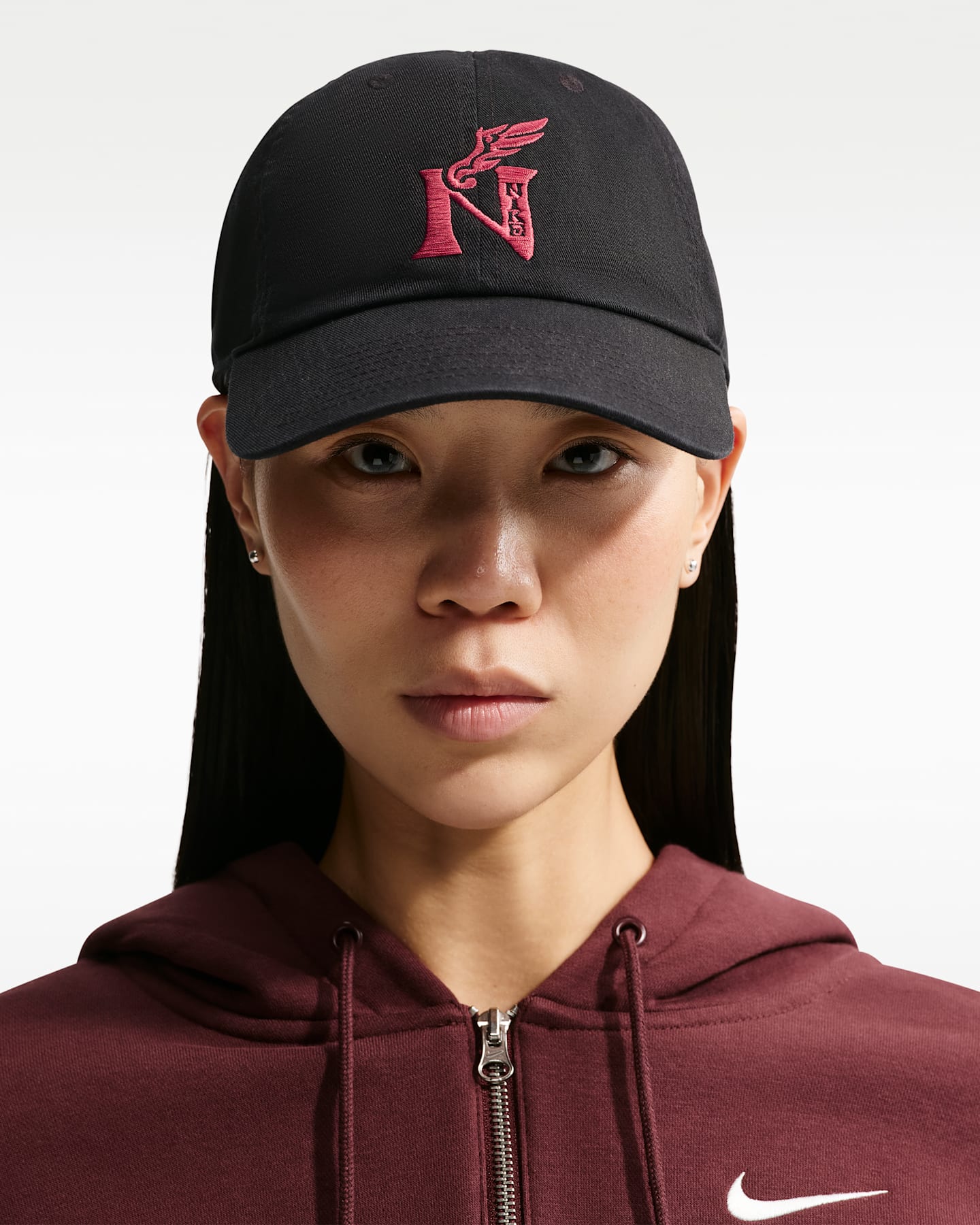 Кепка Nike Club LNY неструктурированная, Lunar New Year, цвет: Чёрный / Малиновый — фото 7
