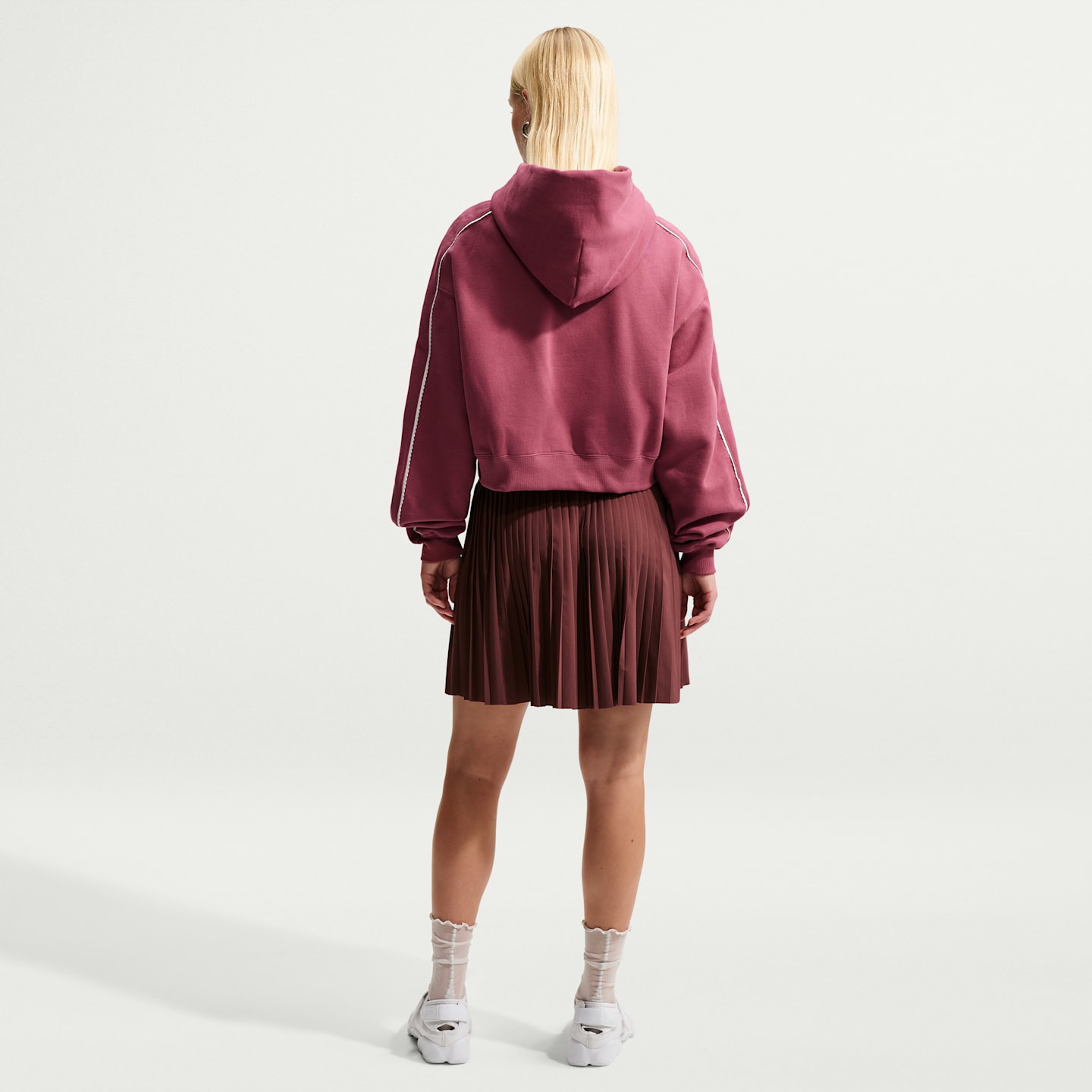Женское укороченное худи Nike Studio Fleece Medium Weight Graphic Pack, цвет: Розовый / Молочный — фото 5