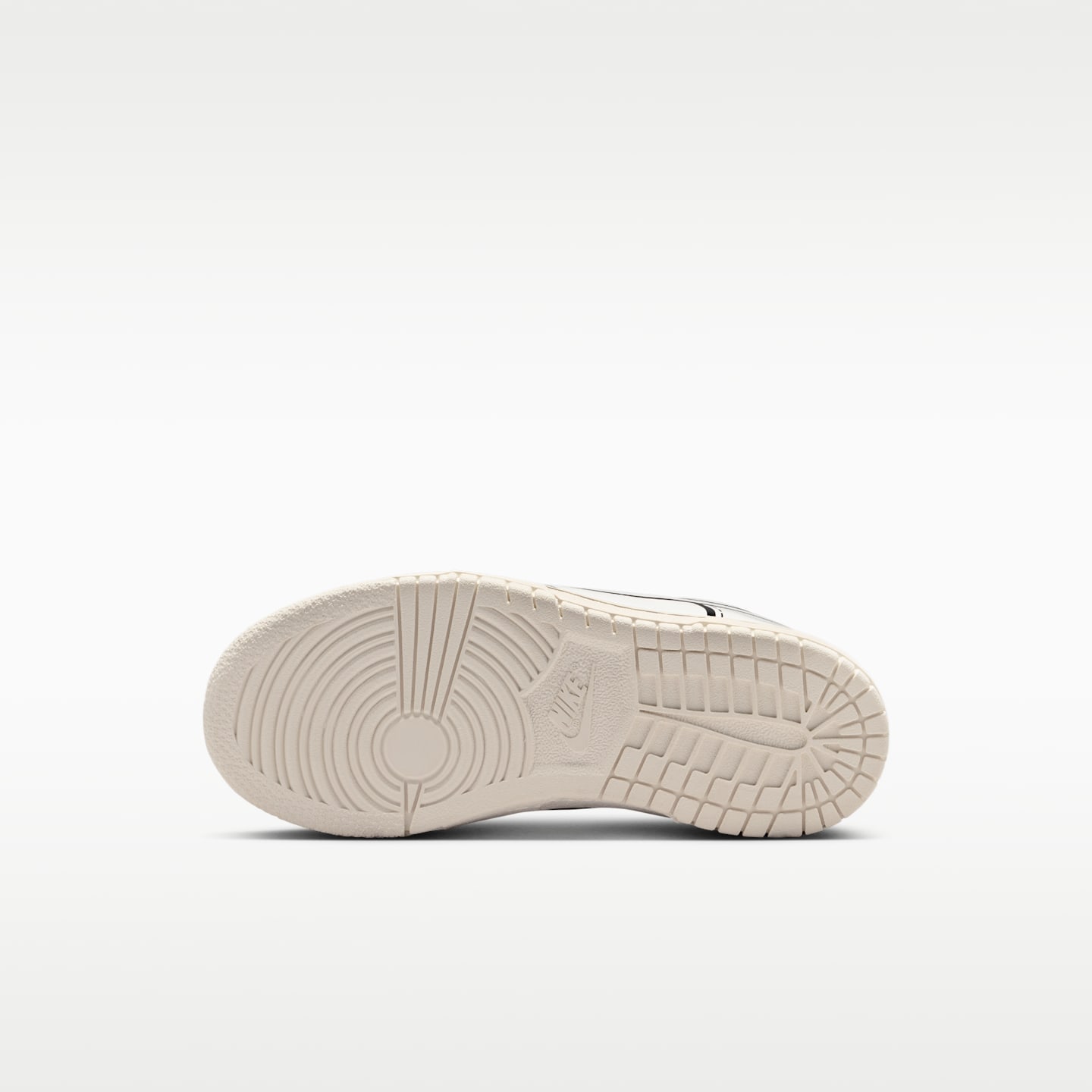 Детские кроссовки Nike Dunk Low x LEGO® Collection Little Kids' Shoes, цвет: Молочный / Чёрный — фото 2