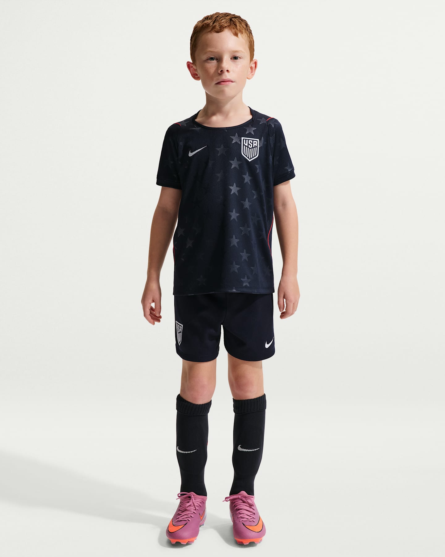 Детский футбольный комплект Nike Usmnt 2026 Stadium Away из 3 предметов, цвет: Обсидиановый / Красный — фото 9