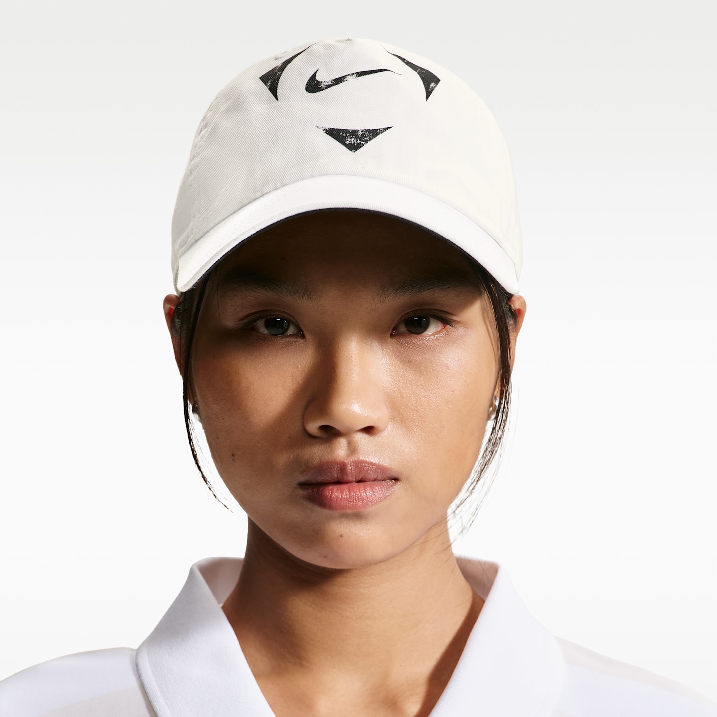 Футбольная кепка Nike Club с регулируемым размером, цвет: Белый / Чёрный — фото 3