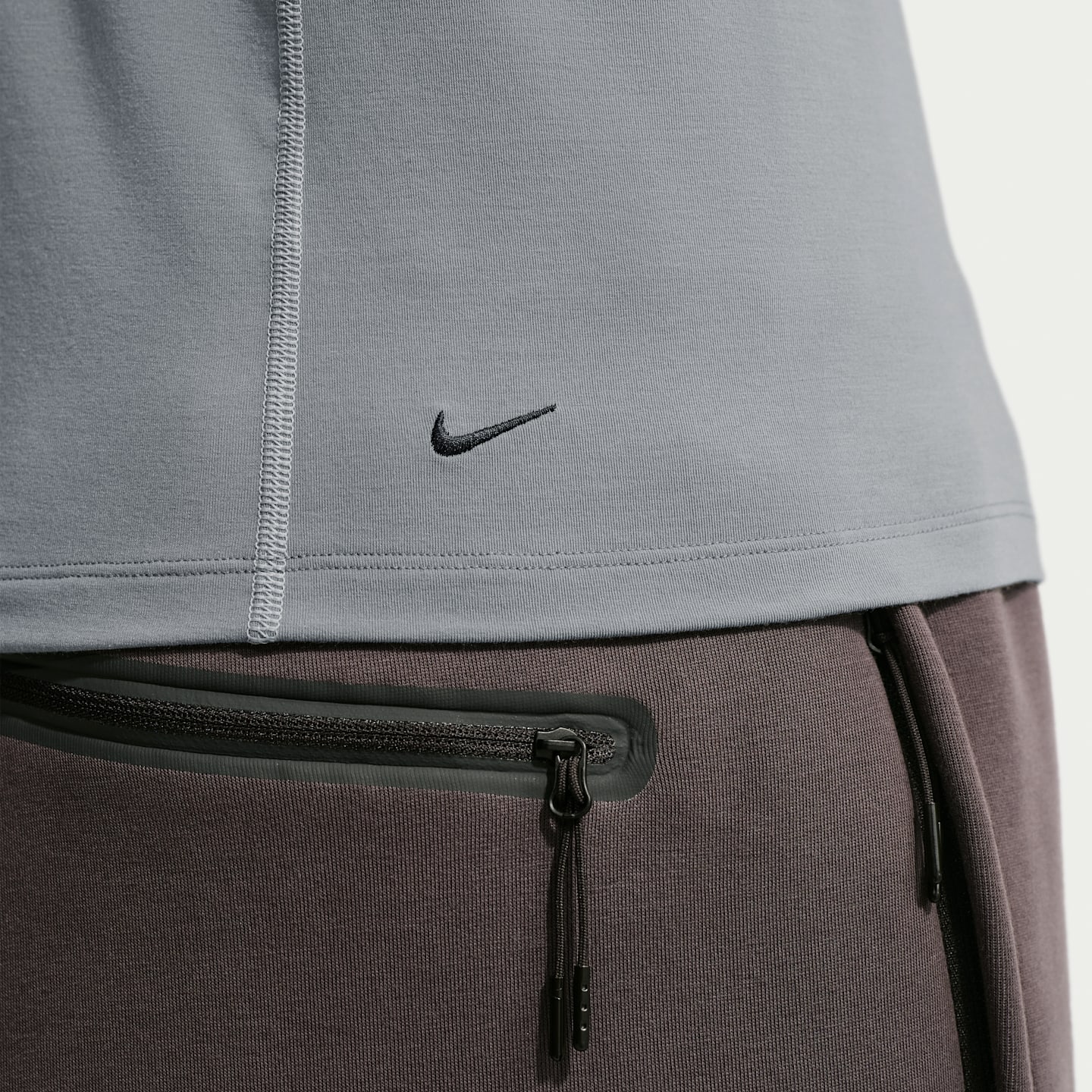 Мужской топ Nike Tech Dri-FIT Sleeveless Top, цвет: Серый / Волчий серый — фото 6