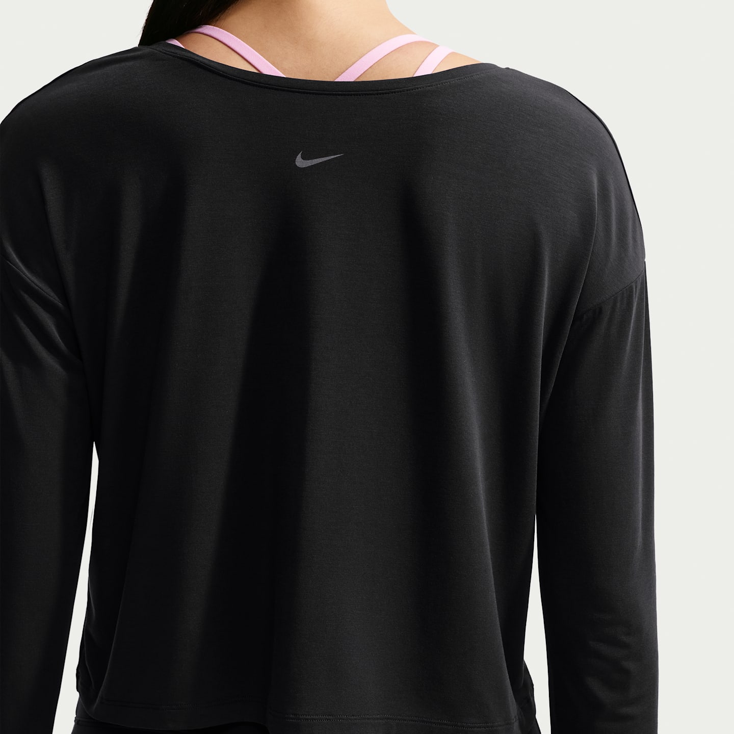Женский лонгслив Nike Zenvy Dri-FIT, цвет: Чёрный / Холодный серый — фото 2