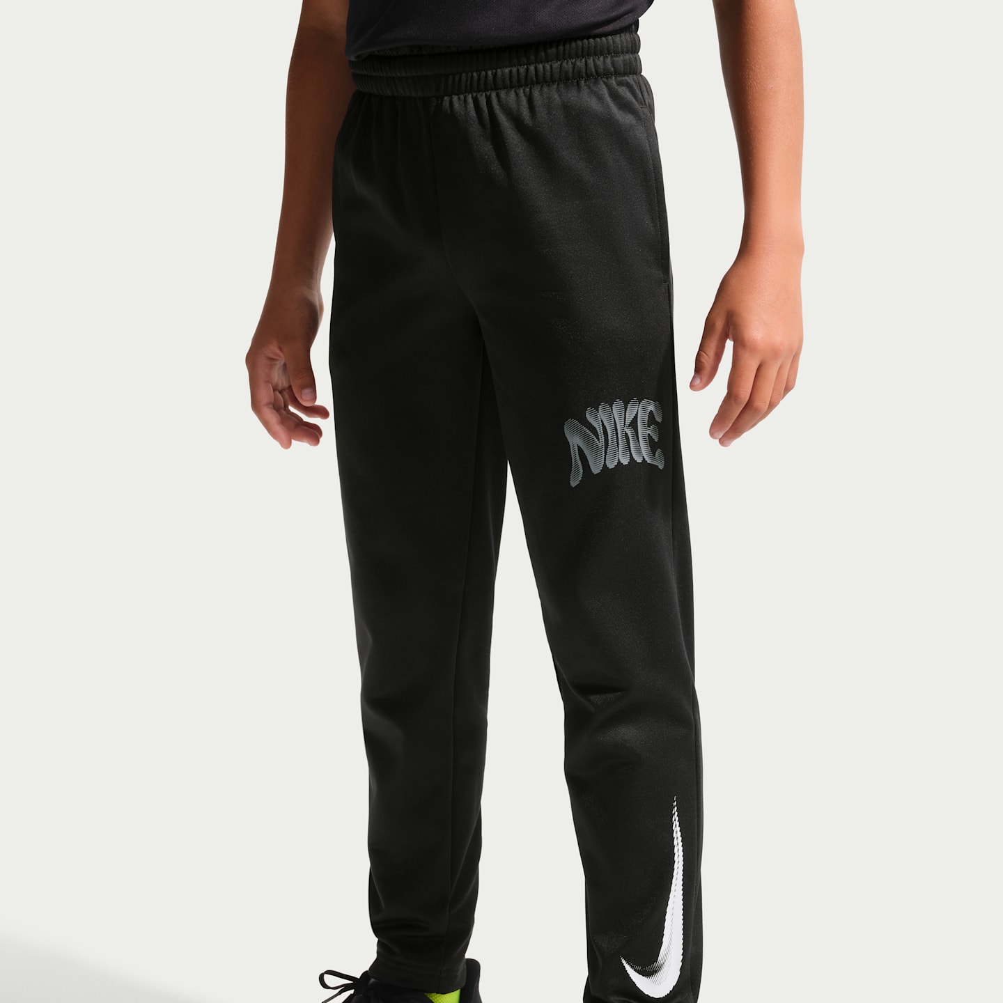Детские флисовые брюки Nike Trophy Therma-FIT, цвет: Чёрный — фото 2