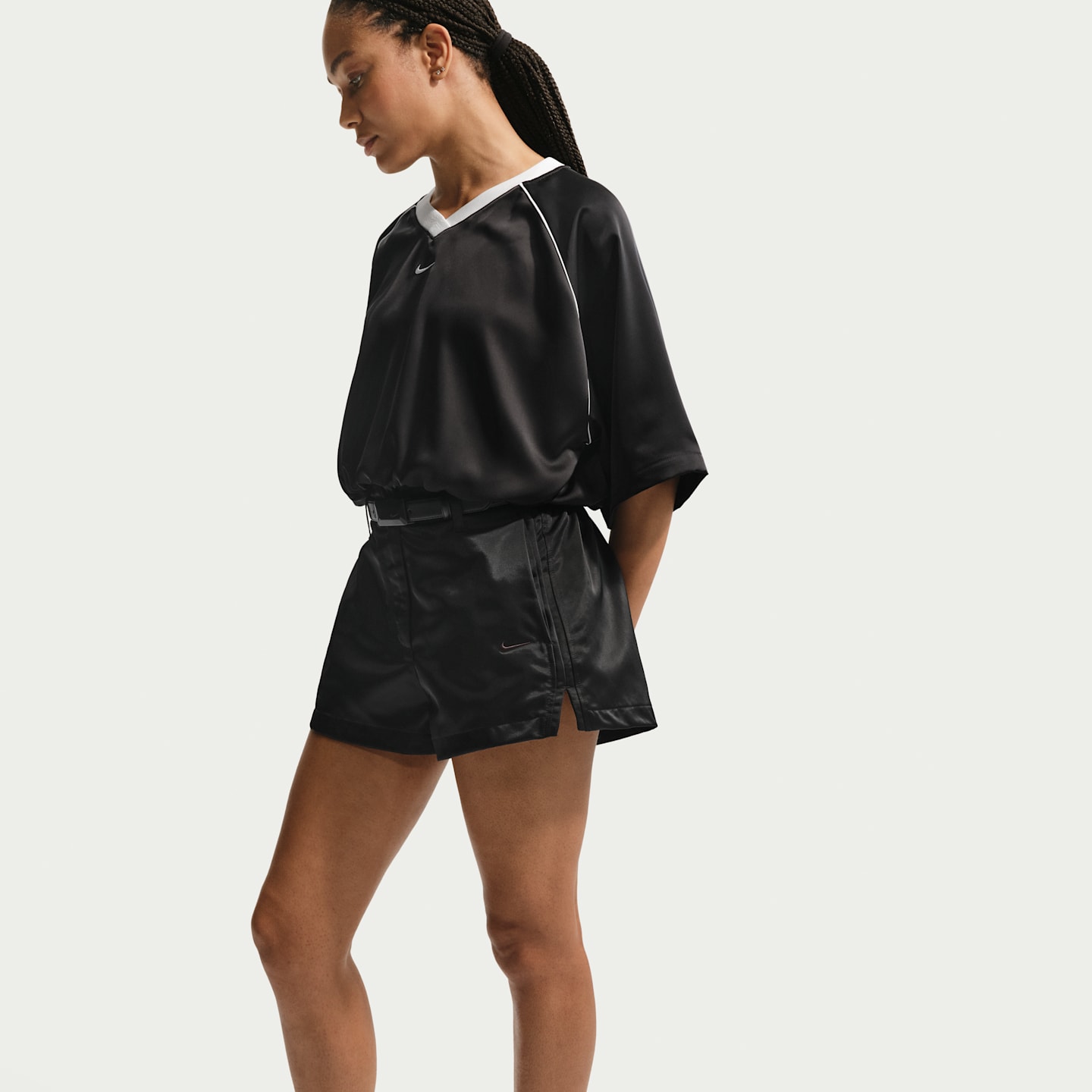 Женские атласные шорты Nike Sportswear с высокой талией, цвет: Чёрный — фото 4