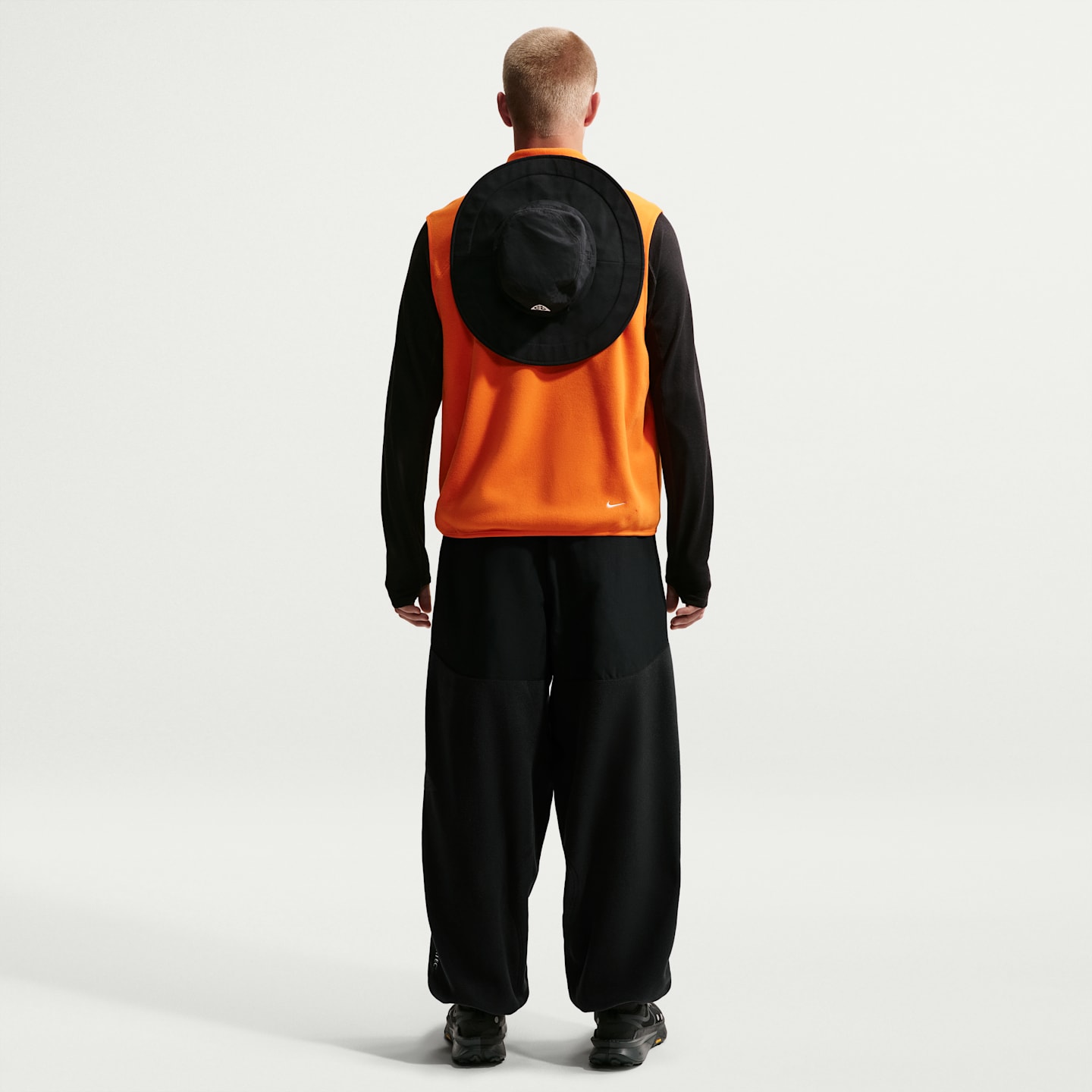 Мужские флисовые брюки Nike ACG Wolf Tree Plus, цвет: Чёрный / Снежный белый — фото 8