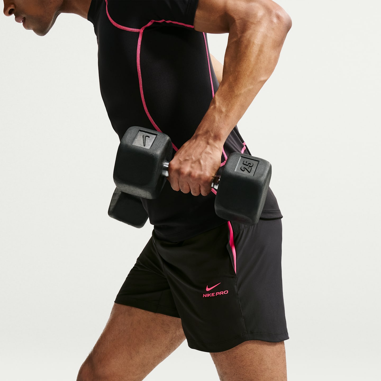 Мужские шорты Nike Pro Training Dri-FIT 6" Shorts, цвет: Чёрный / Розовый — фото 4