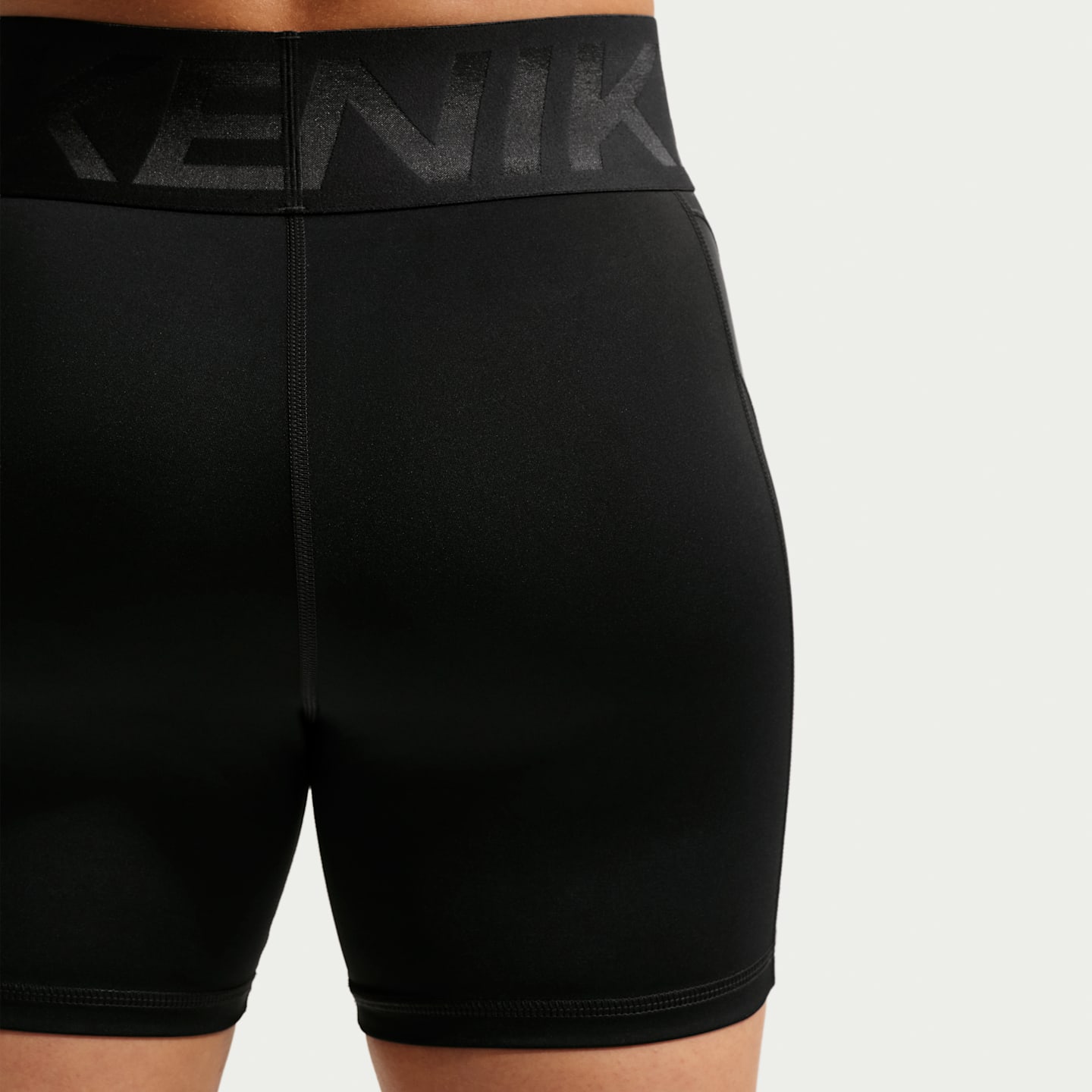 Женские шорты Nike Pro Sculpt Dri-FIT 5" с высокой талией, цвет: Чёрный — фото 3