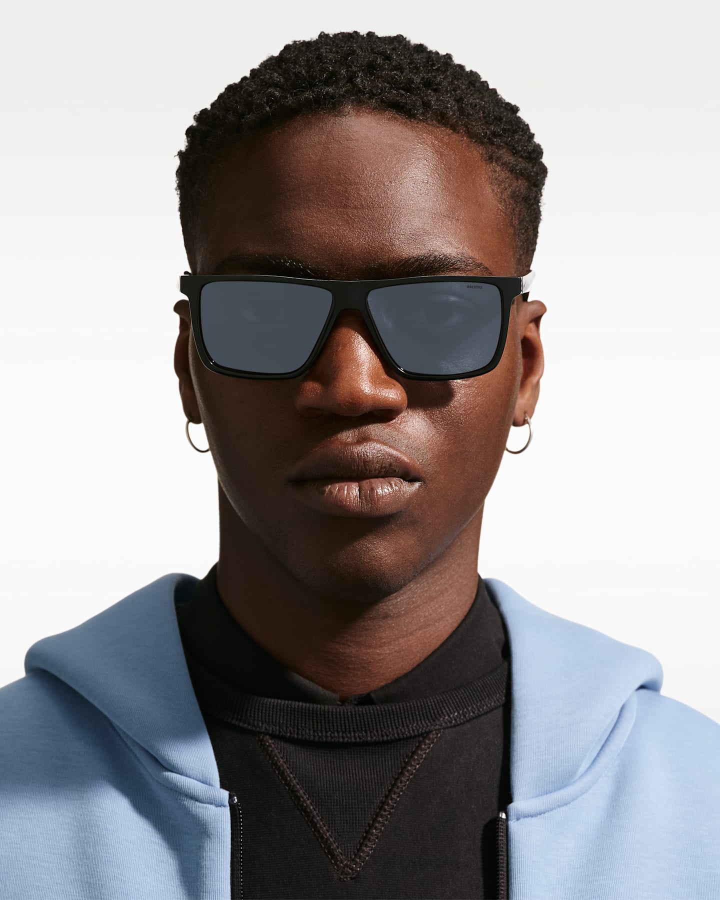Солнцезащитные поляризационные очки Nike Blaze, цвет: Чёрный / Серый — фото 7