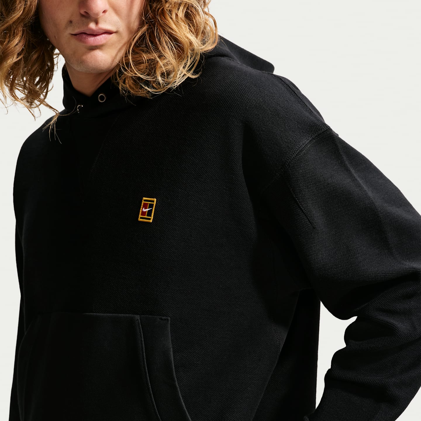 Мужское худи Nike Club Rules из махрового трикотажа, цвет: Чёрный / Молочный — фото 3