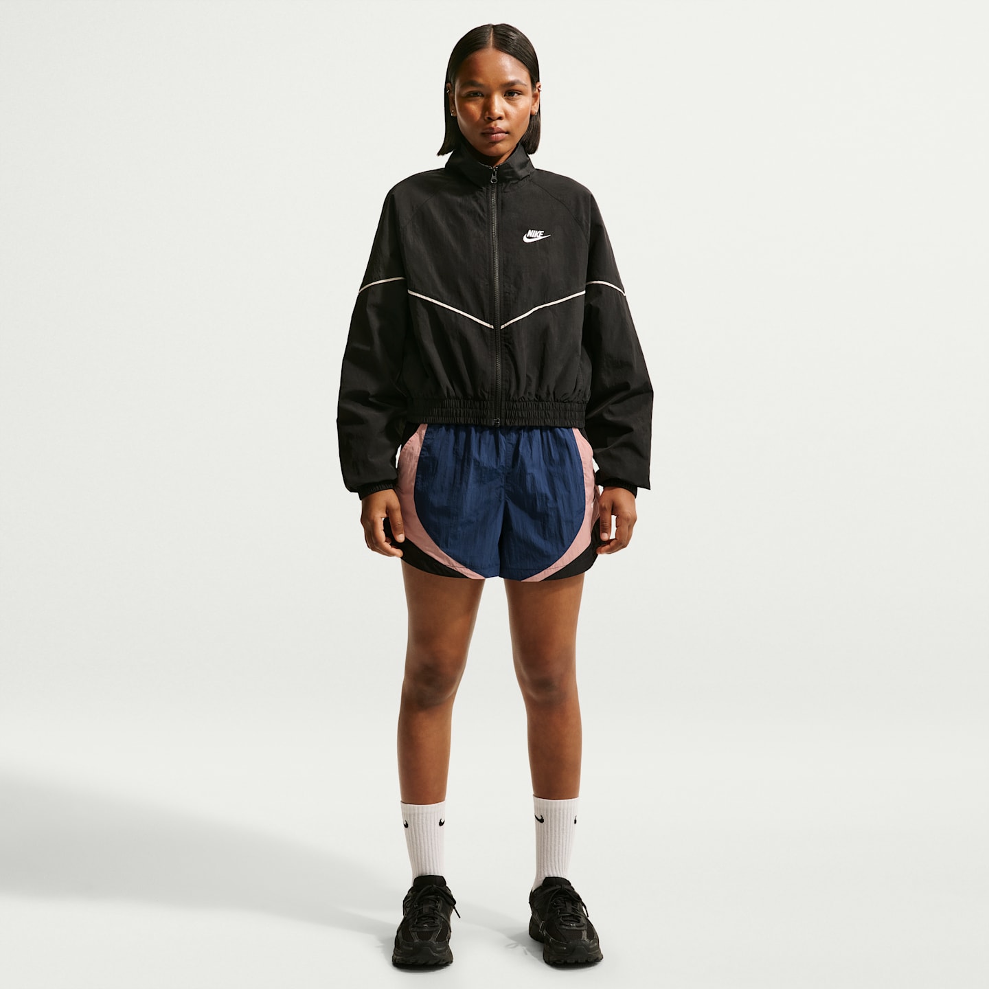 Женские спортивные шорты Nike Sportswear 3" свободного кроя со средней посадкой, цвет: Тёмно-синий / Чёрный — фото 1