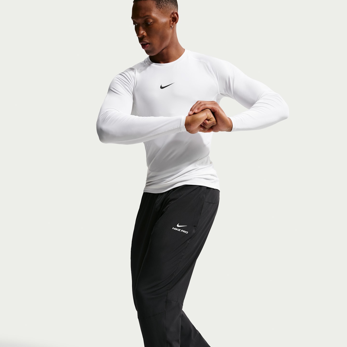 Мужские тренировочные брюки Nike Pro Dri-FIT, цвет: Чёрный / Белый — фото 4