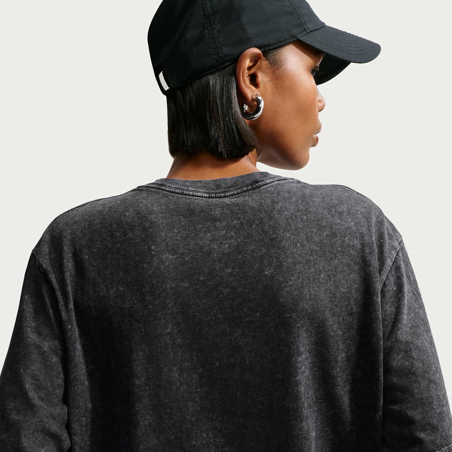 Женская футболка Nike Sportswear Classic Boxy, цвет: Чёрный — фото 2