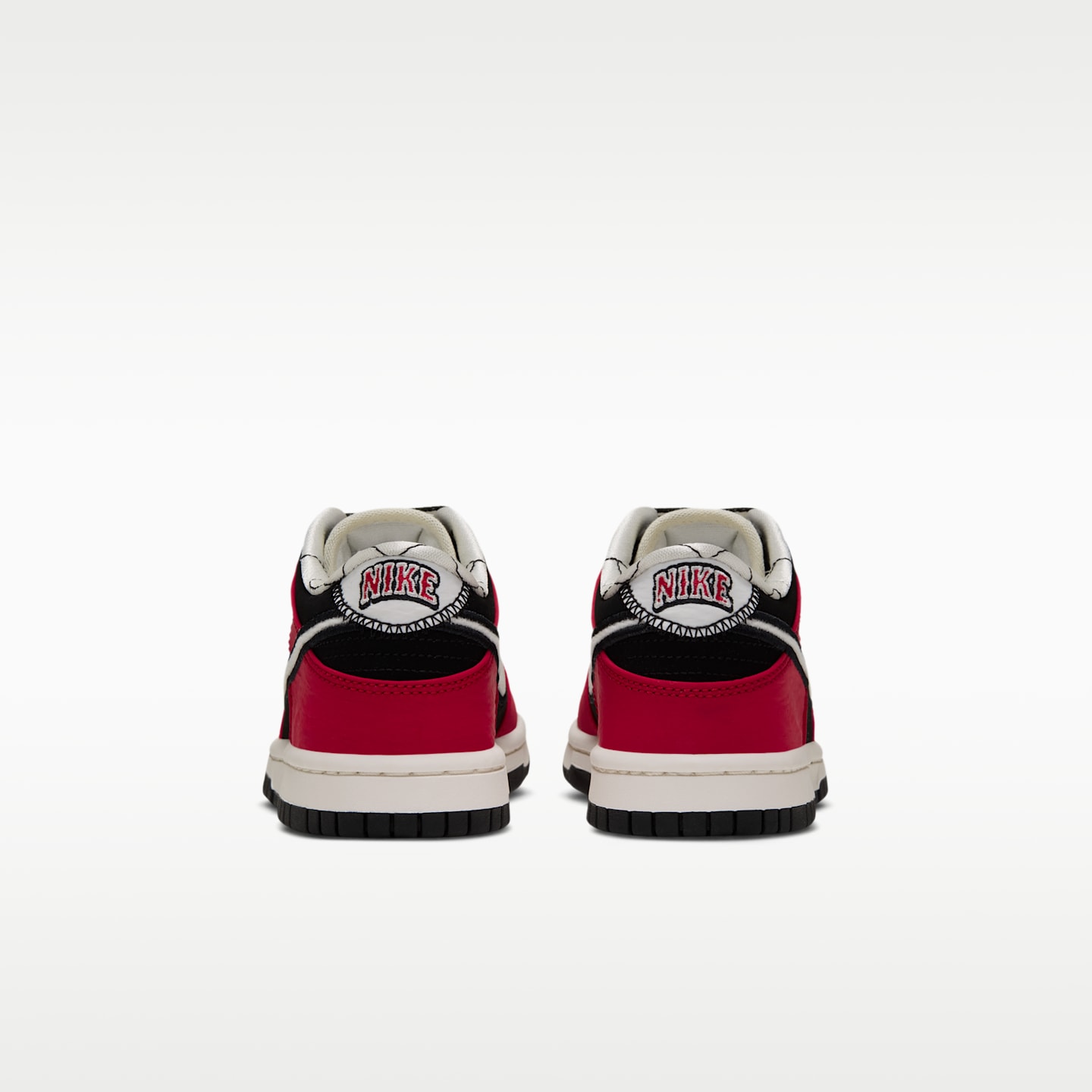 Детские кроссовки Nike Dunk Low LV8 Big Kids' Shoes, цвет: Чёрный / Красный — фото 6