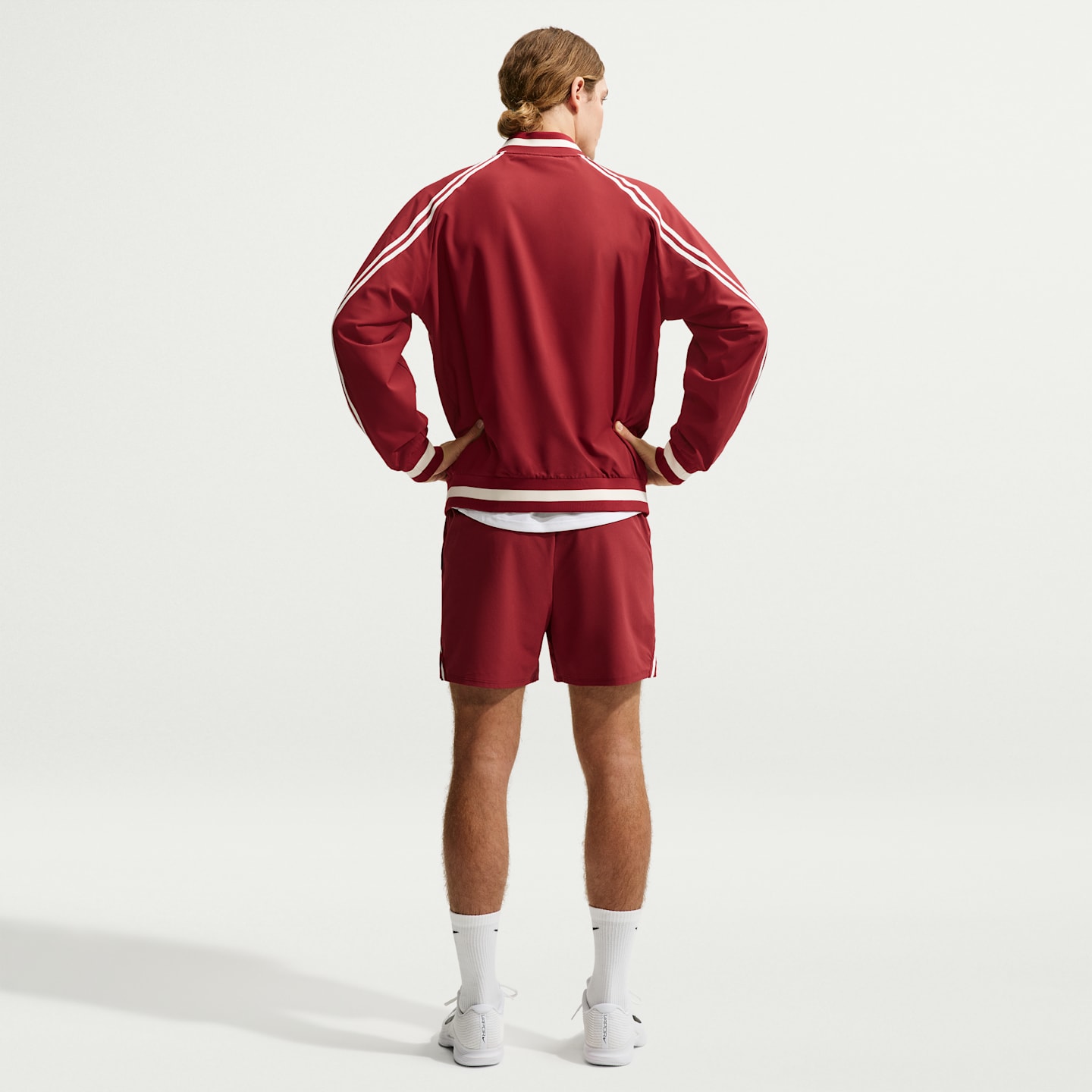 Мужская теннисная куртка NikeCourt Slam Dri-FIT, цвет: Красный / Бледная слоновая кость — фото 5