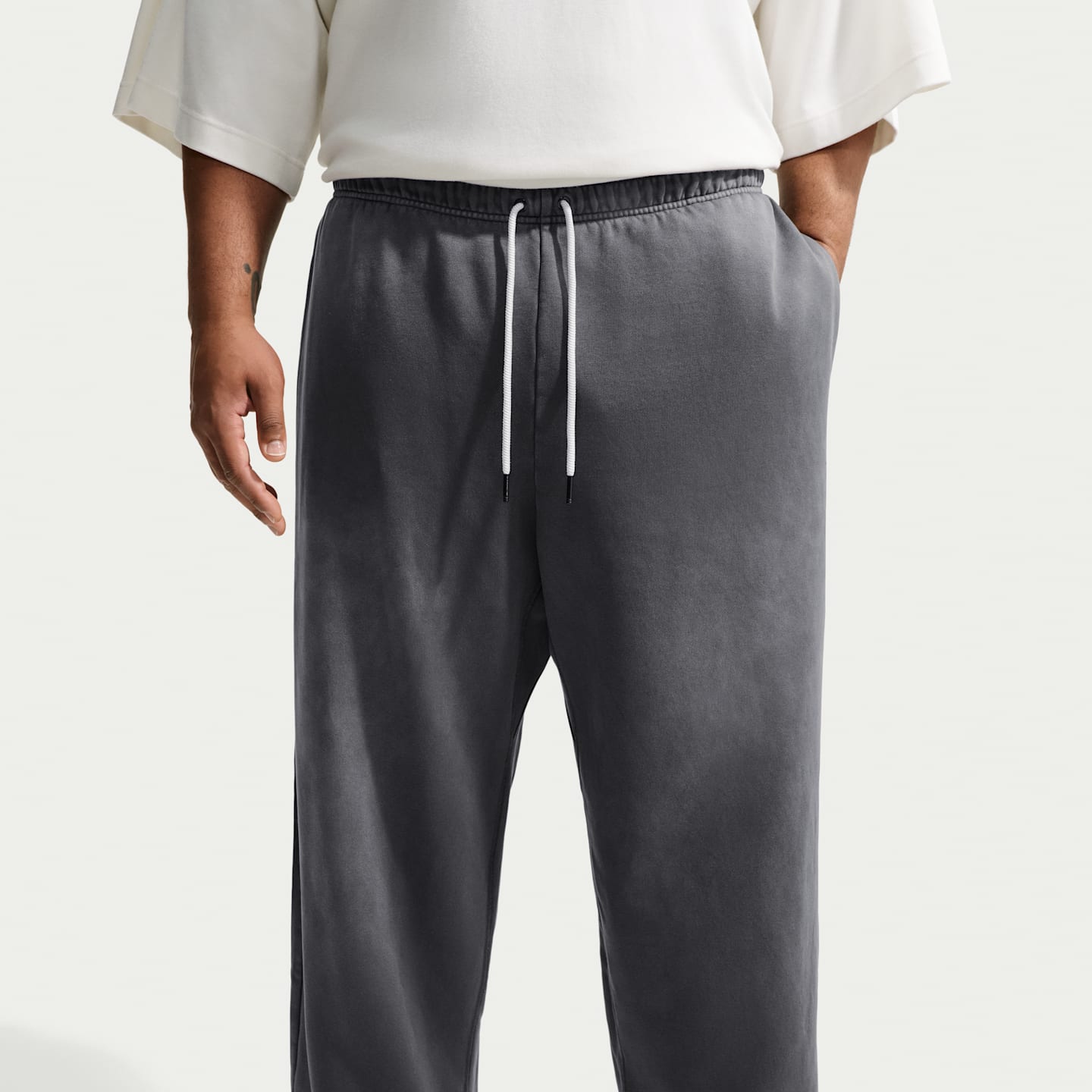 Мужские плотные баскетбольные брюки Nike Standard Issue с начёсом оверсайз, цвет: Чёрный / Бледная слоновая кость — фото 7