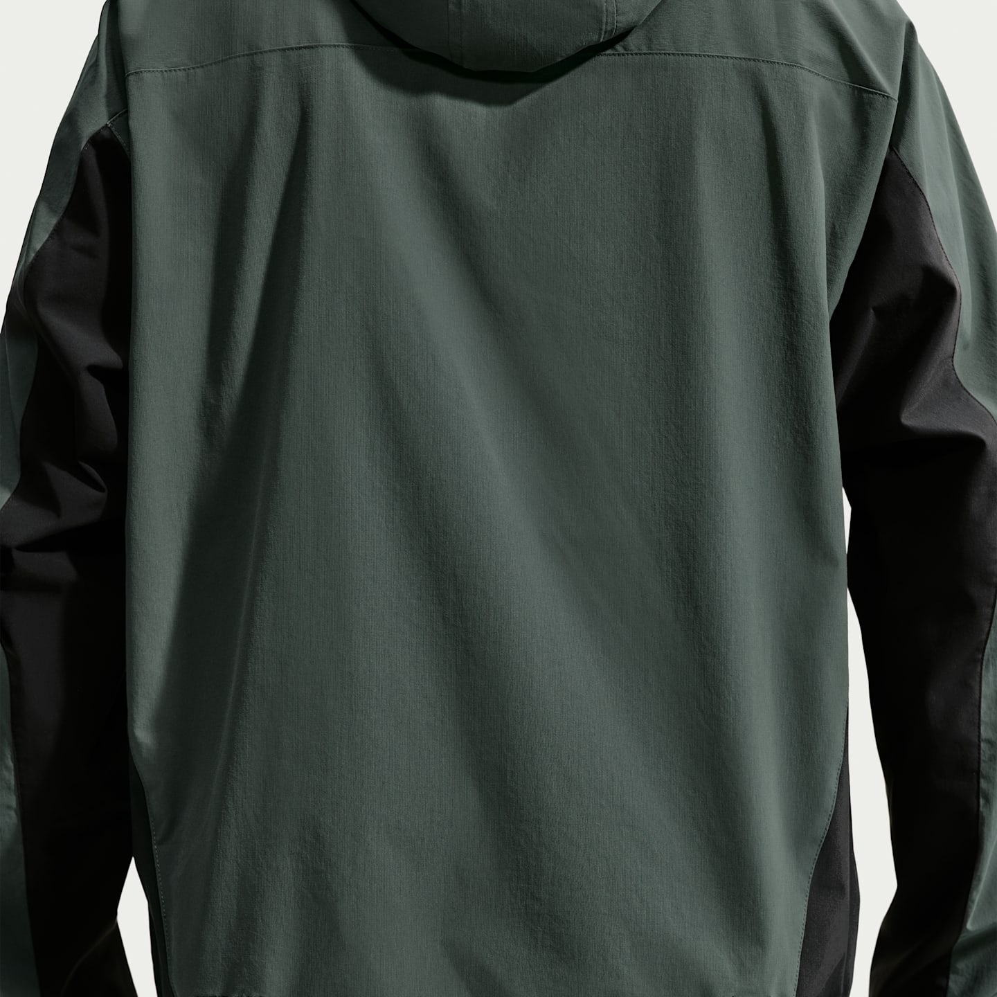 Мужская куртка Nike Tech Helios Dri-FIT с длинным рукавом, цвет: Камуфляжный зелёный / Чёрный — фото 2