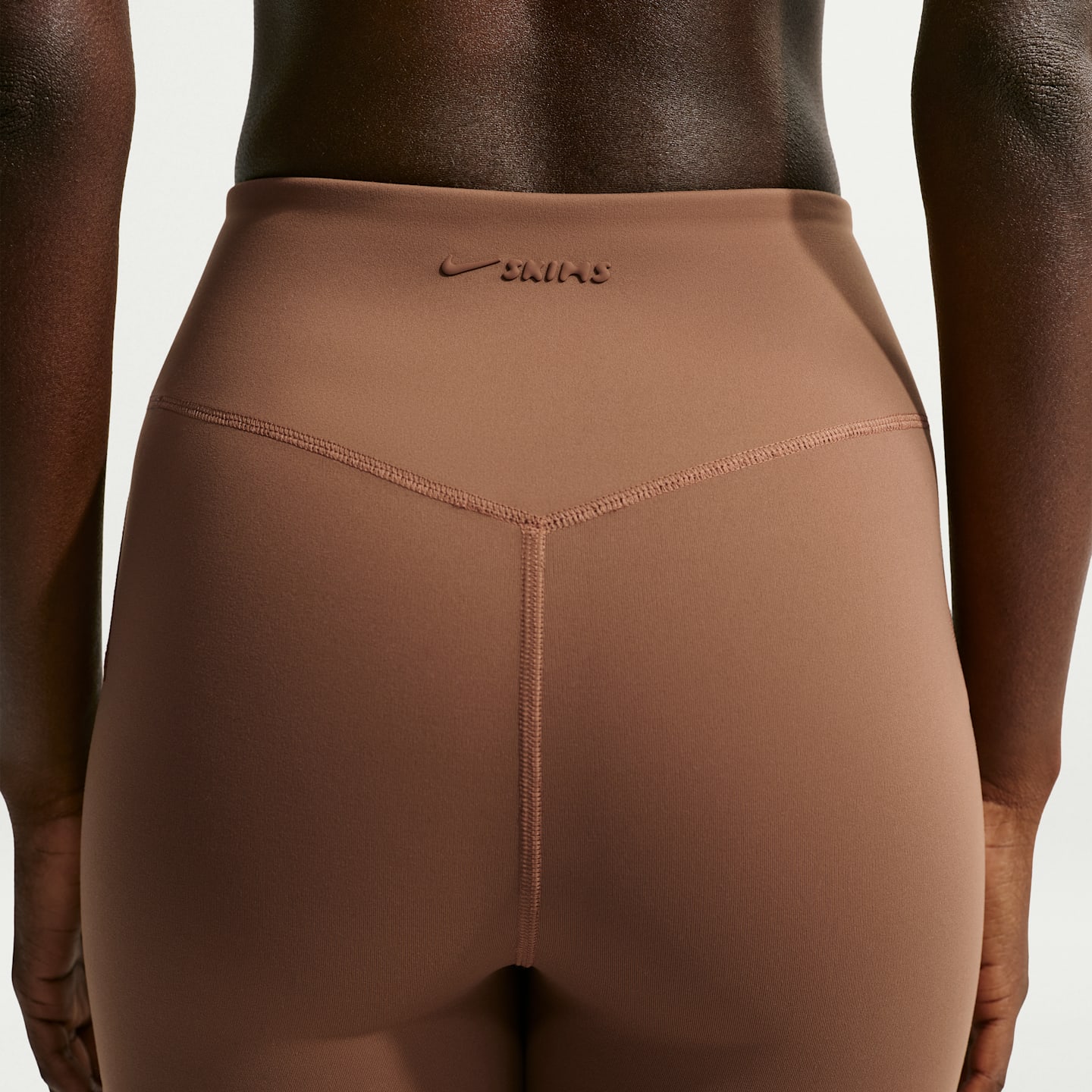 Женские легинсы NikeSKIMS Matte с высокой талией, 29, цвет: Коричневый — фото 3