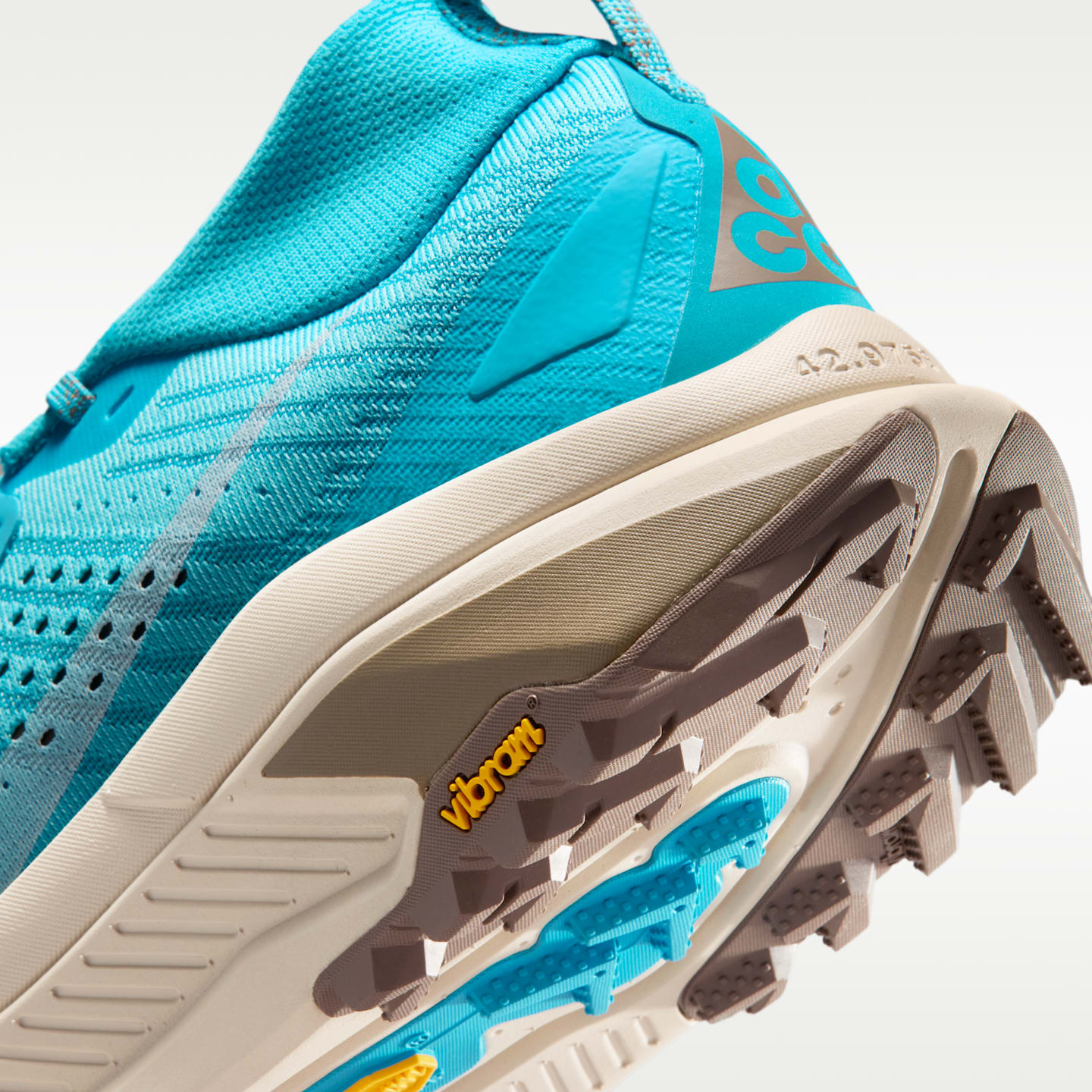Мужские трейловые кроссовки Nike ACG Zegama Trail, цвет: Синий / Светлый коричневый — фото 8