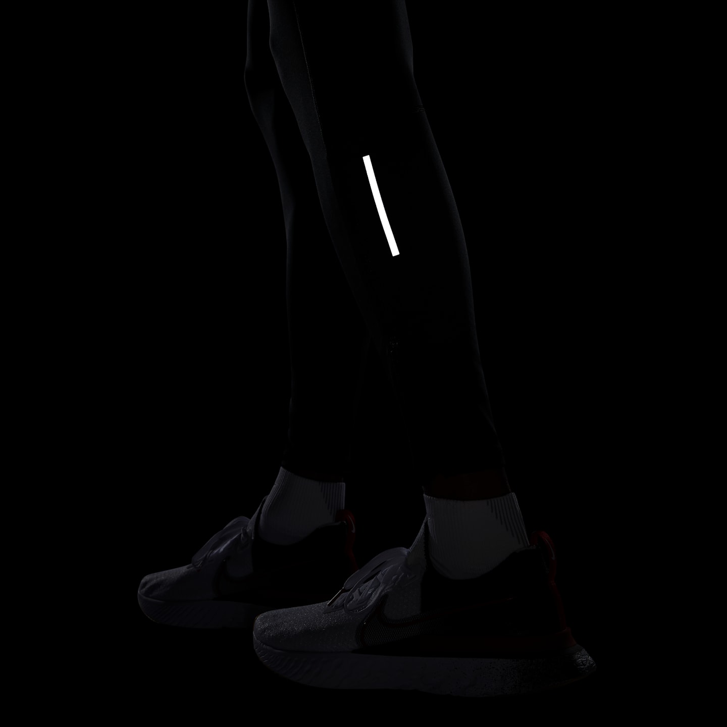 Мужские леггинсы Nike Challenger Dri-FIT Running Tights, цвет: Чёрный — фото 9