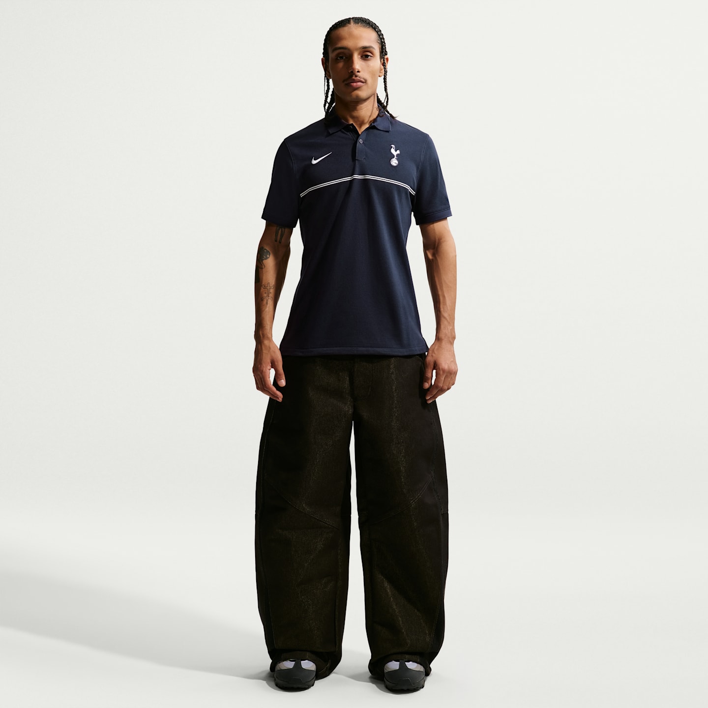 Мужская футбольная футболка-поло Nike Tottenham Hotspur Dri-FIT, цвет: Обсидиановый / Белый — фото 4