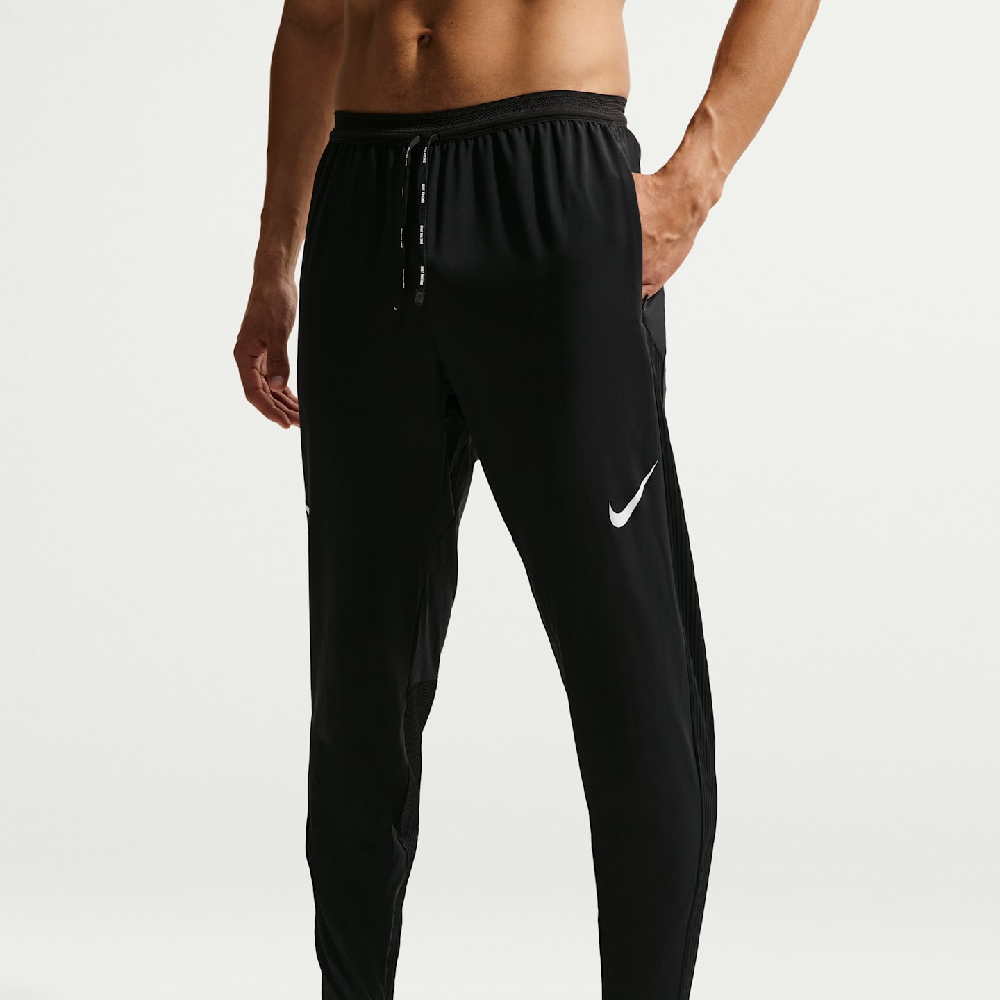 Мужские беговые брюки Nike AeroSwift Dri-FIT ADV, цвет: Чёрный / Снежный белый — фото 2