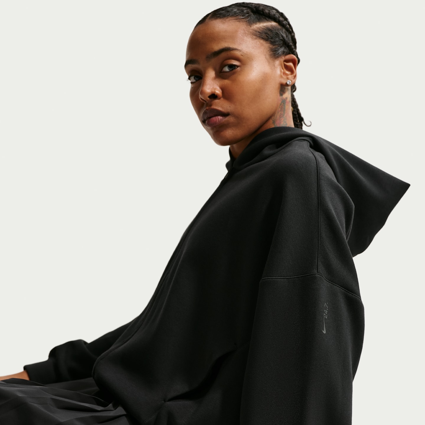 Женское худи на молнии Nike 24.7 ImpossiblySoft, цвет: Чёрный / Серый — фото 3