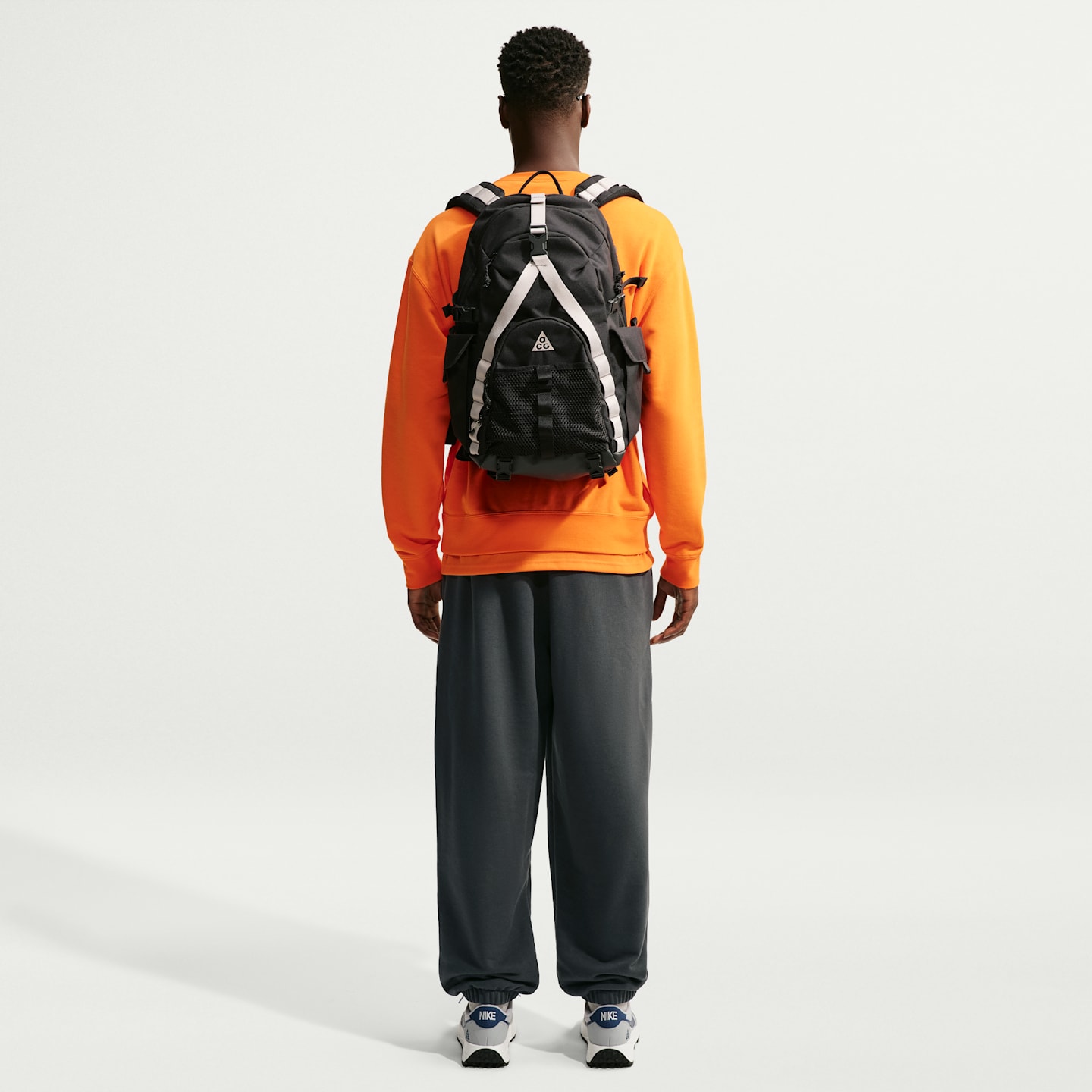 Мужские флисовые брюки Nike ACG Tuff Fleece Dri-FIT, цвет: Серый / Белый — фото 6