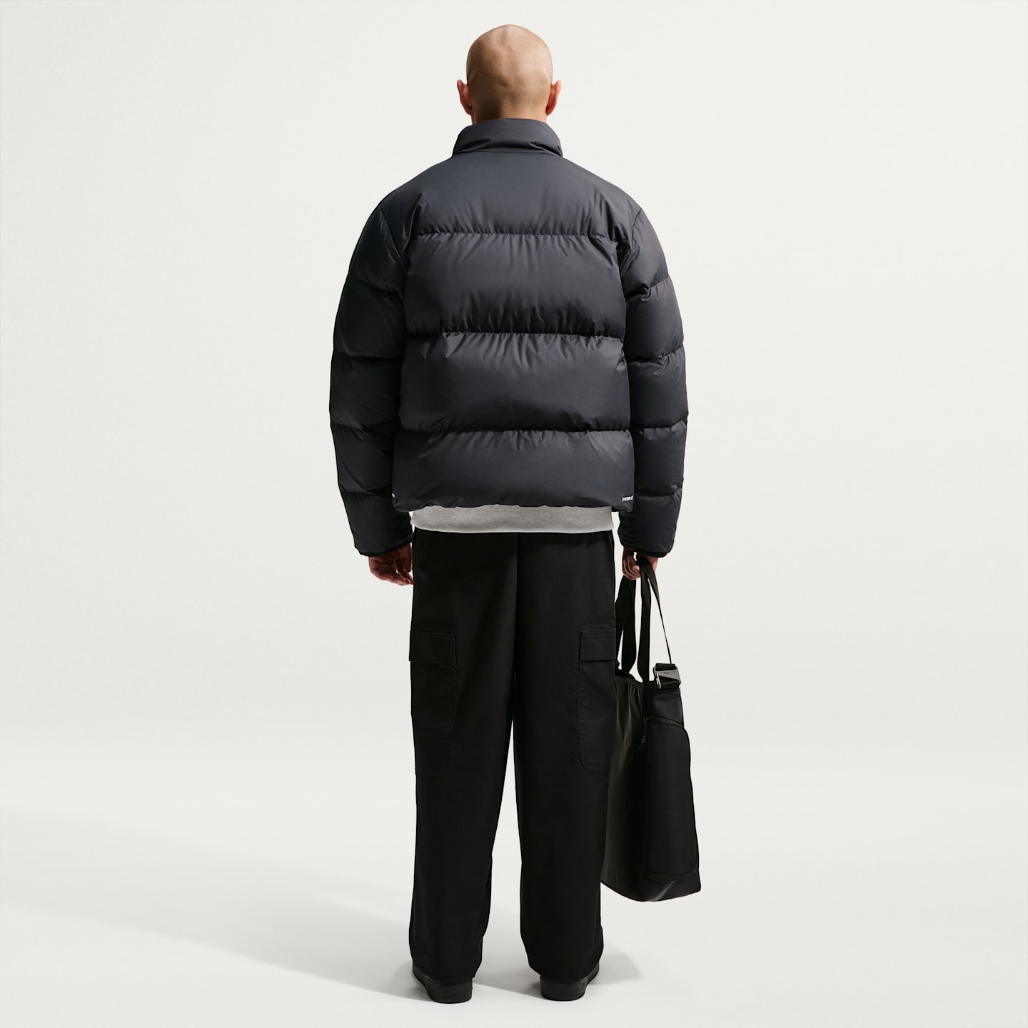 Мужская куртка Nike Sportswear Club Therma-FIT Down Puffer, цвет: Чёрный / Белый — фото 5